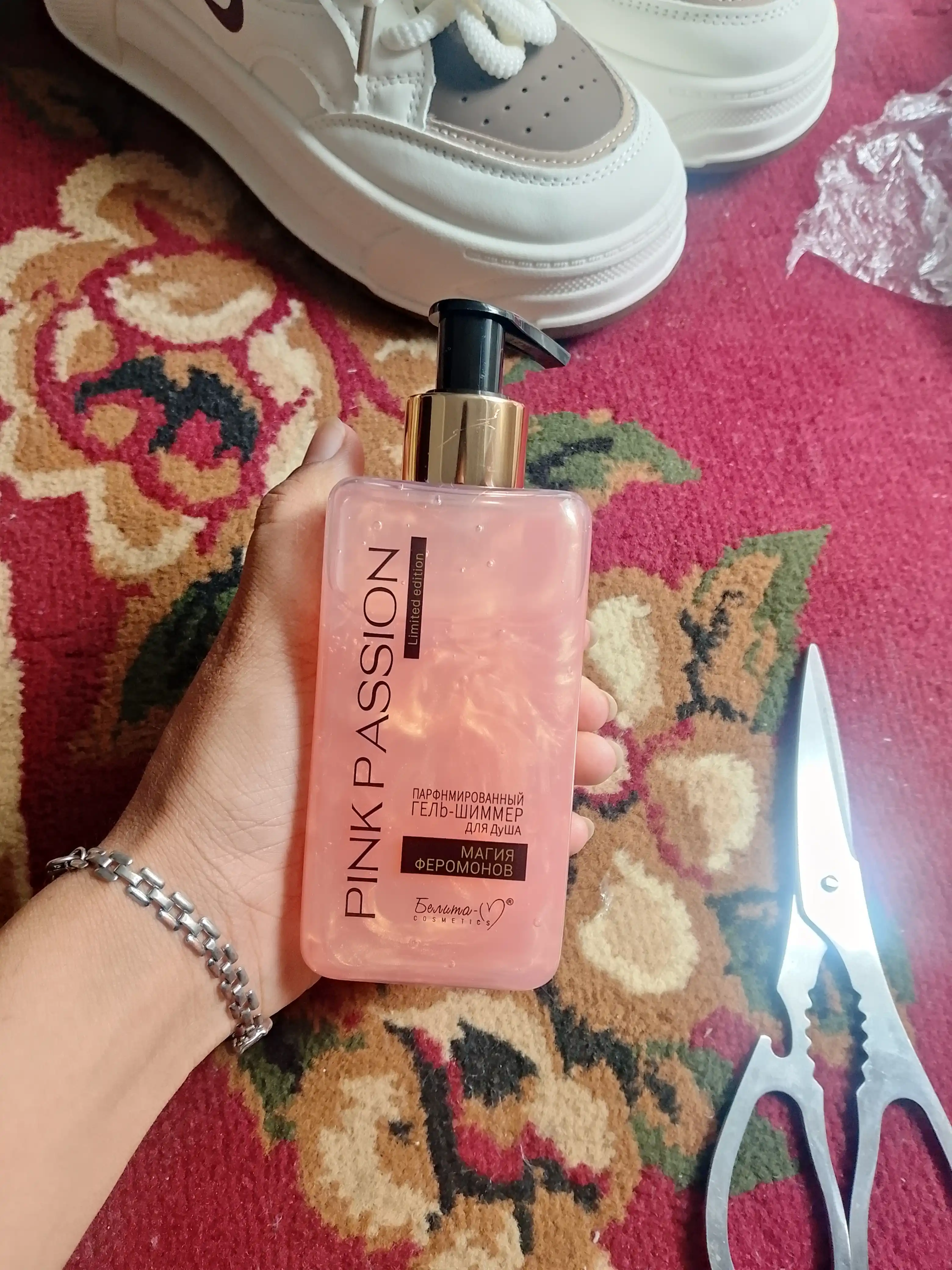 Pink Passion – Набор для ухода за телом из 4 средств (спрей, гель-душ, крем, скраб)