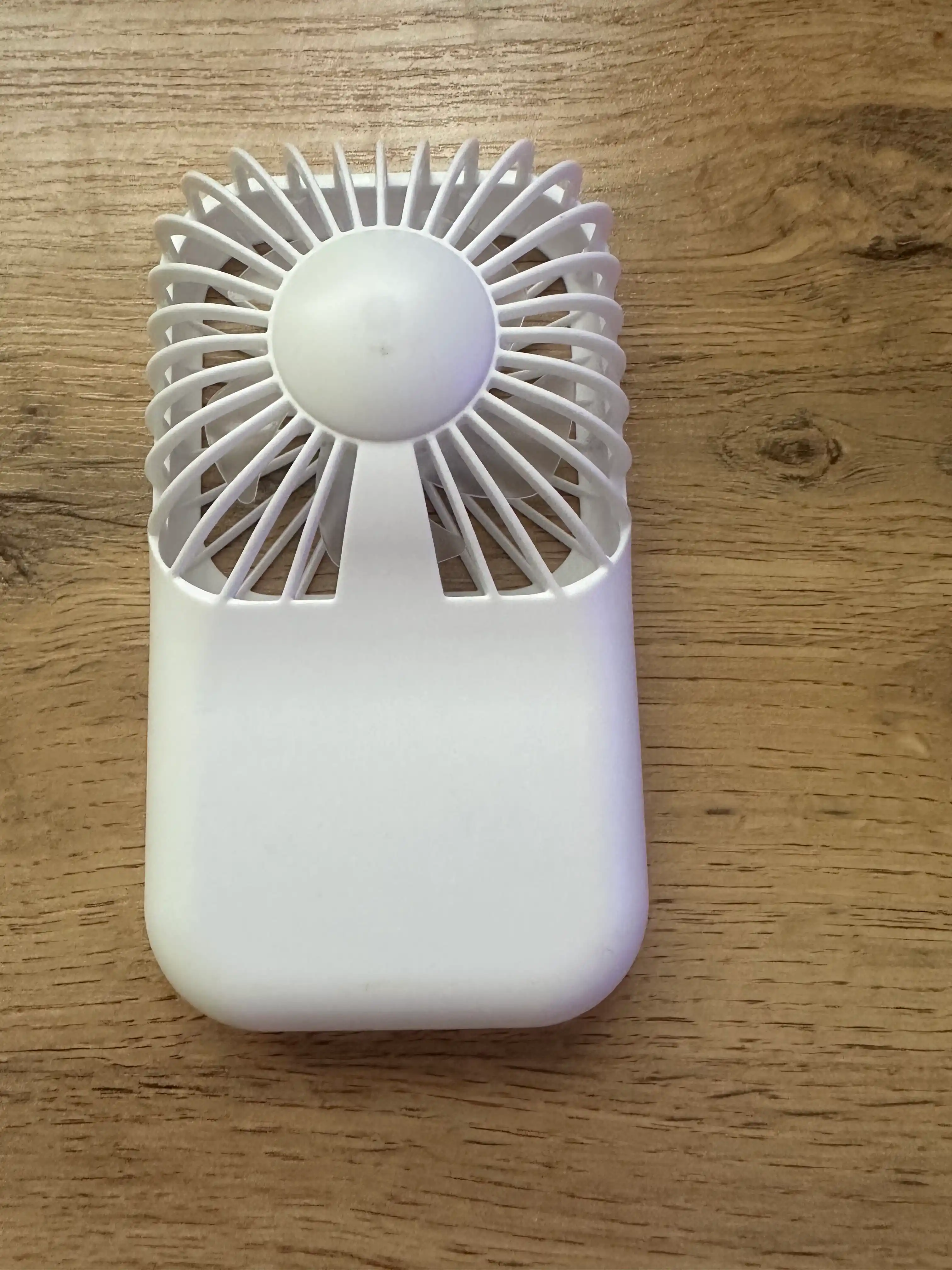 Universal mini qo‘l ventilyatori, stol ustiga qo'yadigan, USB kabelli, portativ, ixcham