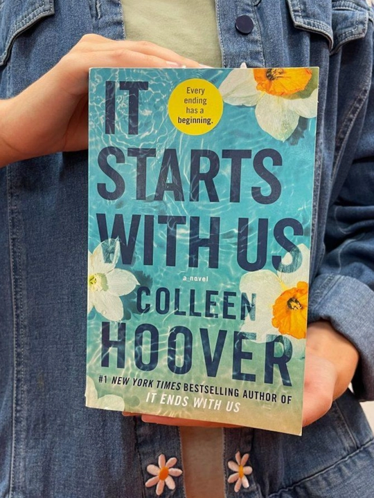 Kitob "It starts with us, Colleen Hoover", ingliz tilida