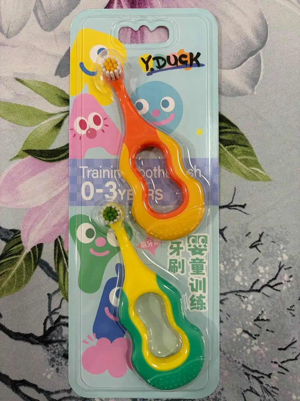 Зубная щетка с мягкой щетиной 2 штук