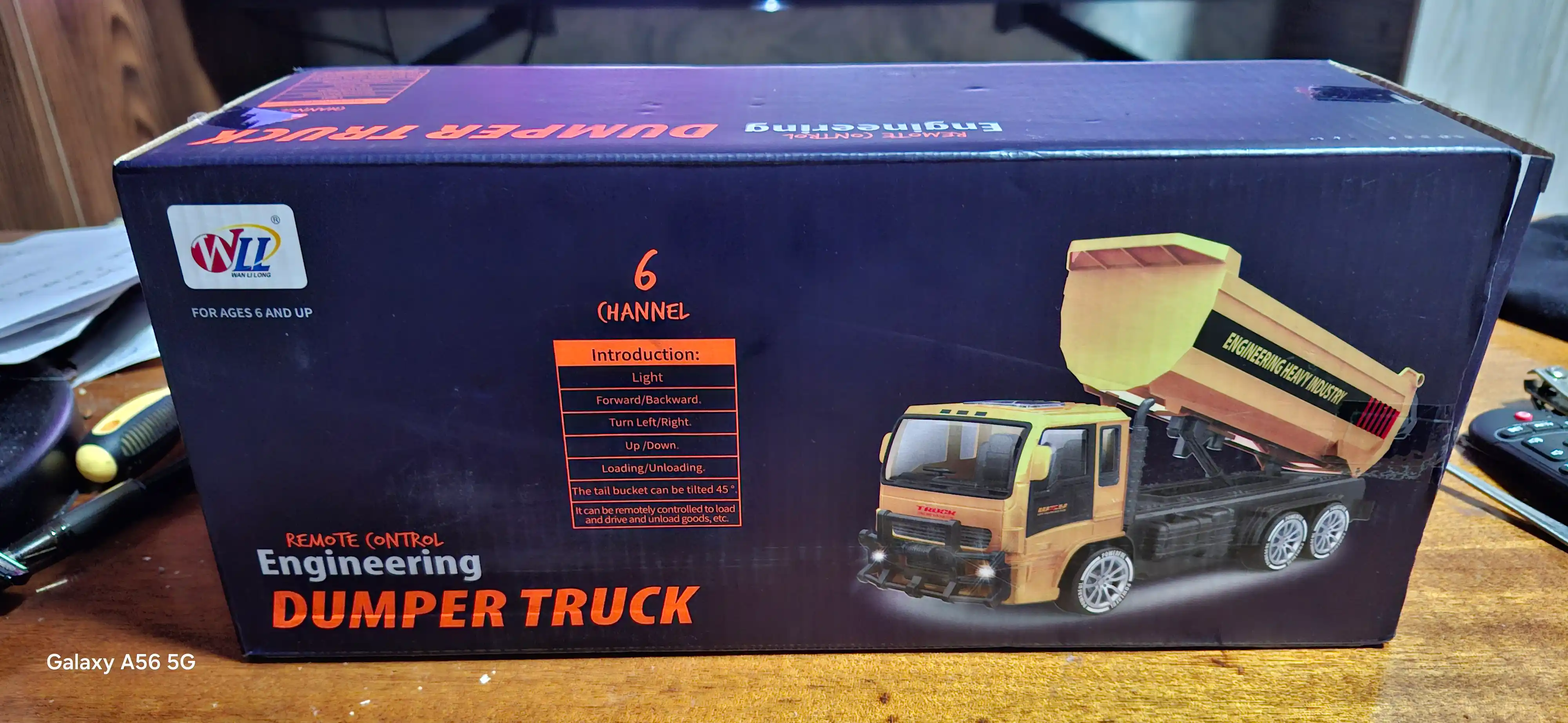 Радиоуправляемый самосвал – RC Dumper Truck, 6 каналов, подъемный кузов
