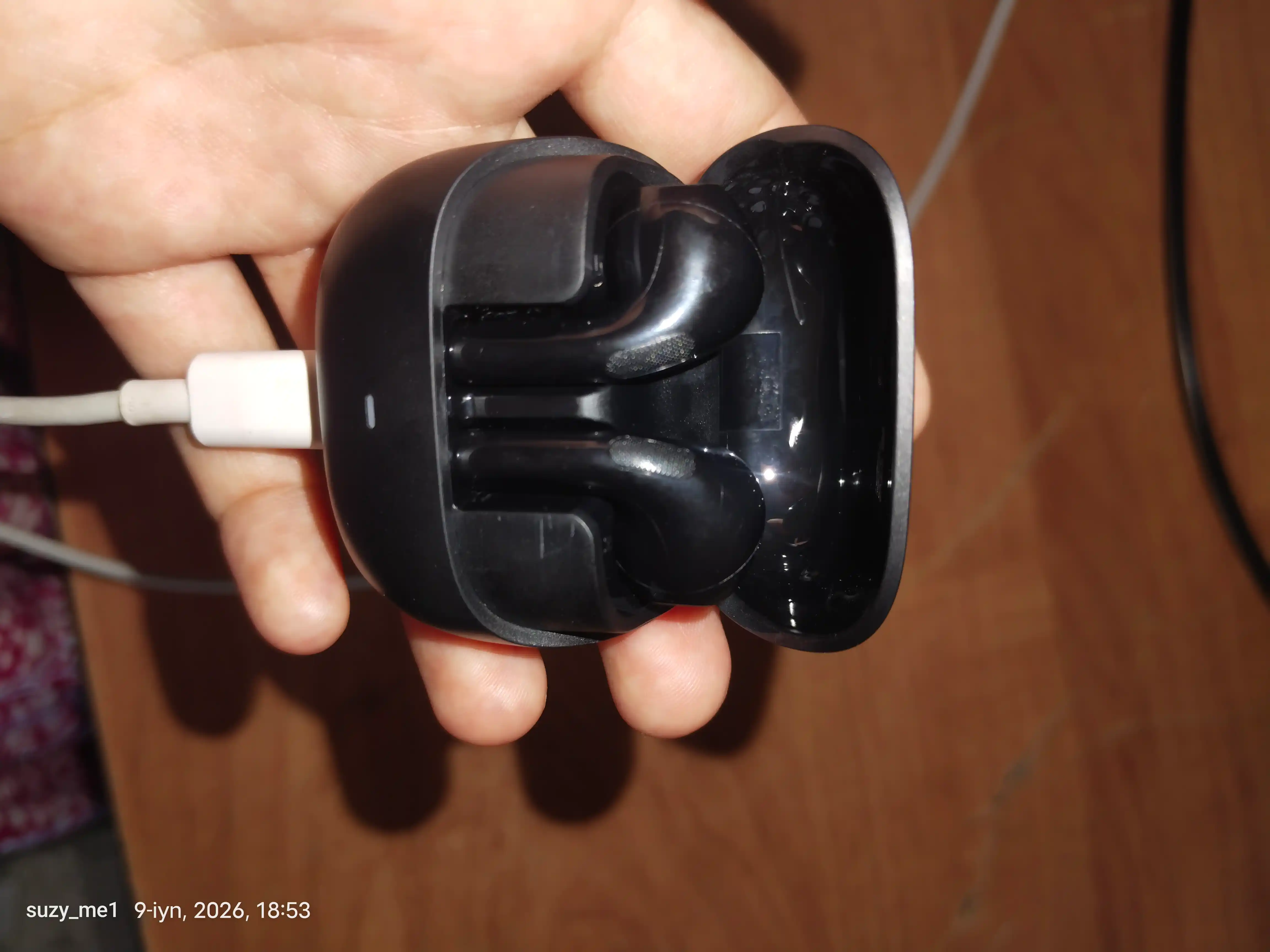 Simsiz quloqchinlar Bluetooth 70 soat ish vaqti mikrofon sensorli suvdan himoyalangan IPX