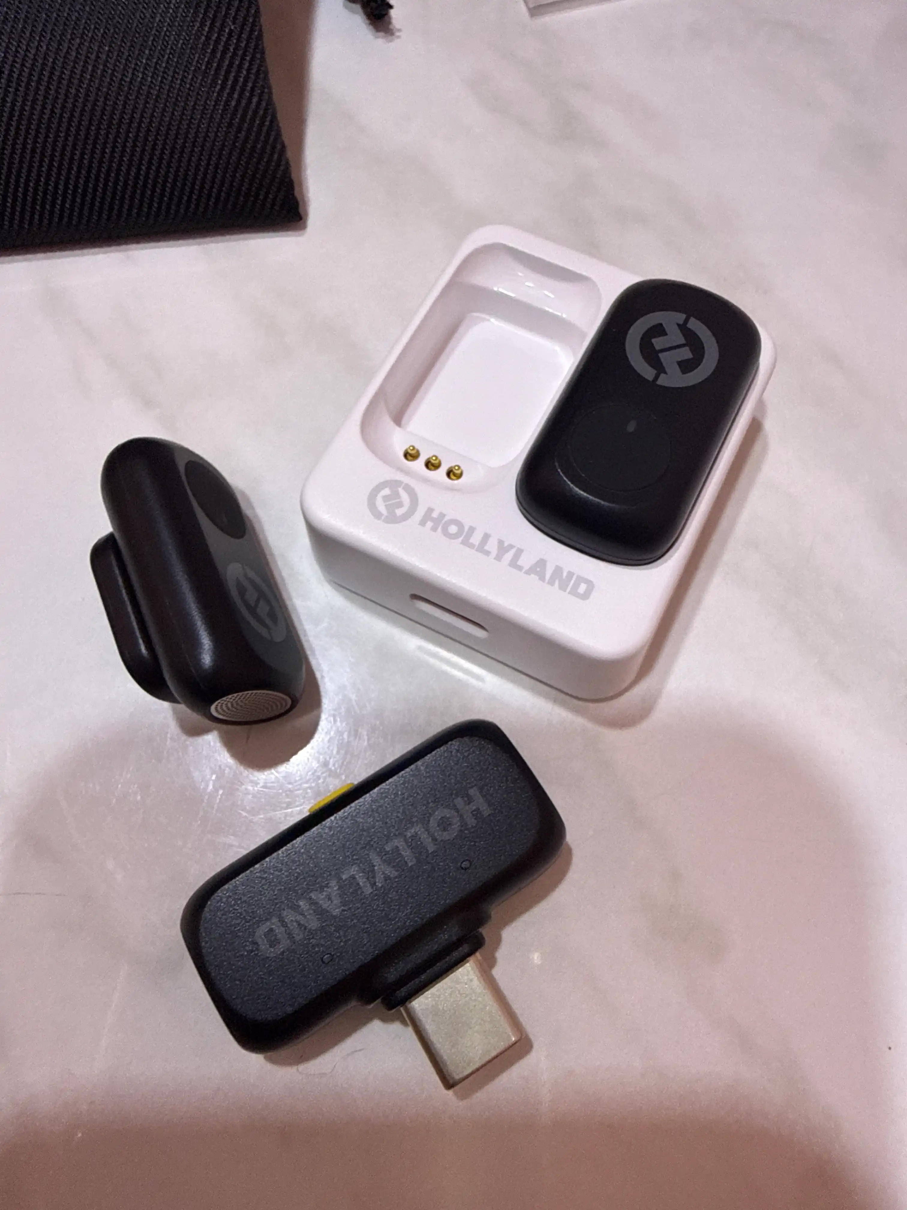 Hollyland LARK A1 Mini Duo USB-C — беспроводной микрофон для смартфонов