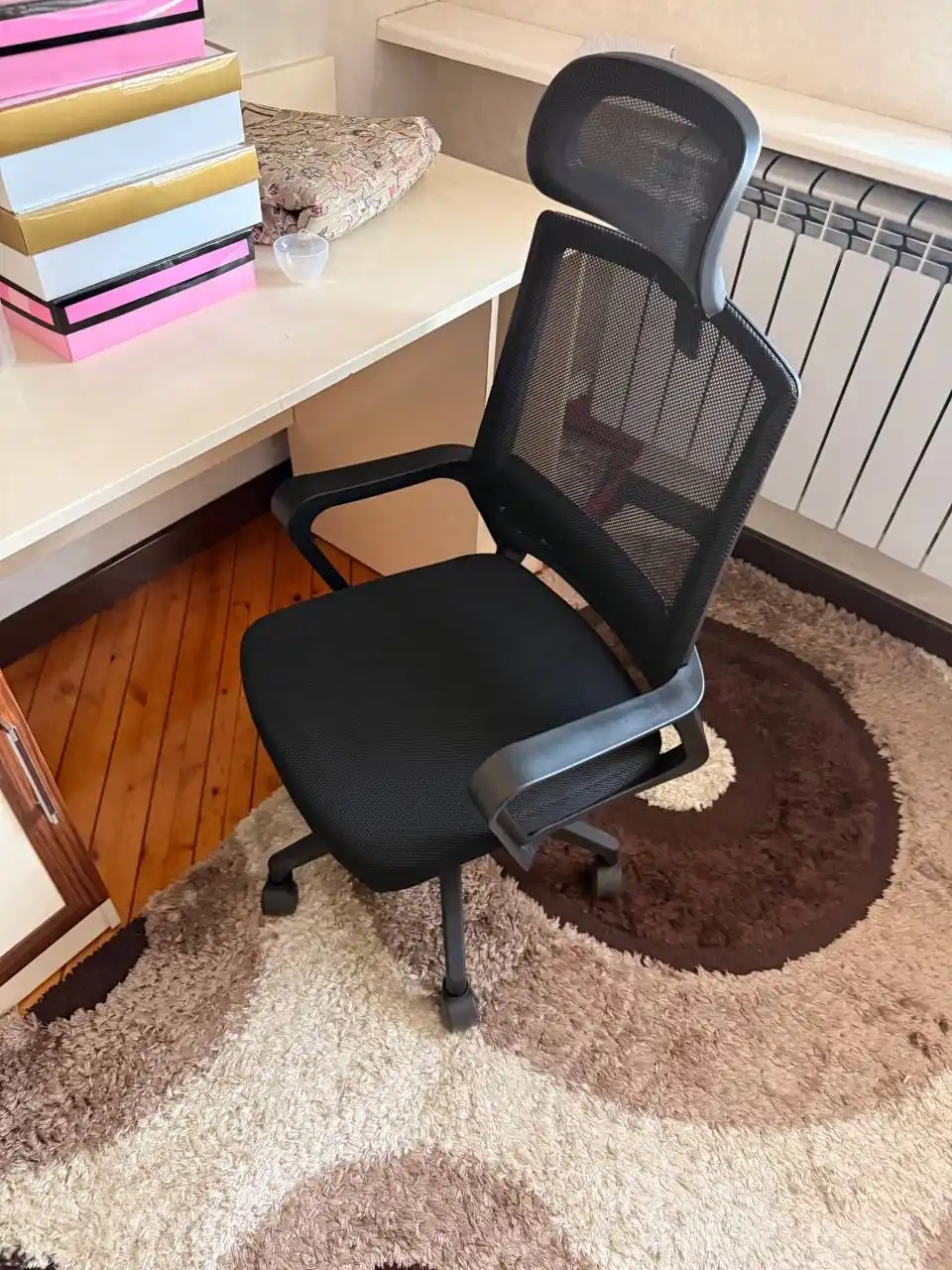 To‘rli ofis kreslosi