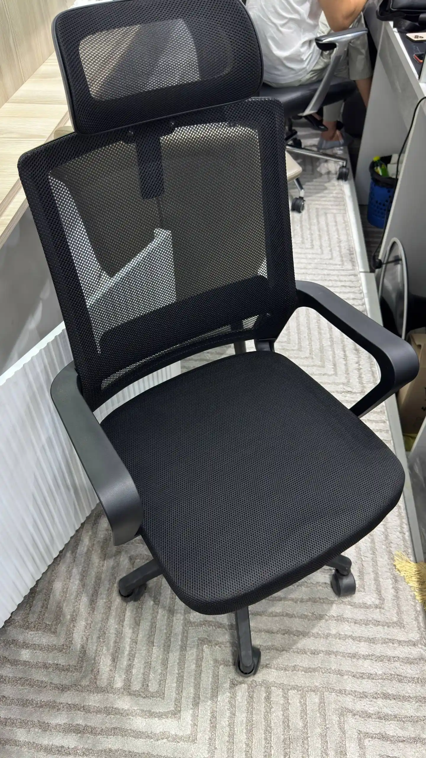To‘rli ofis kreslosi