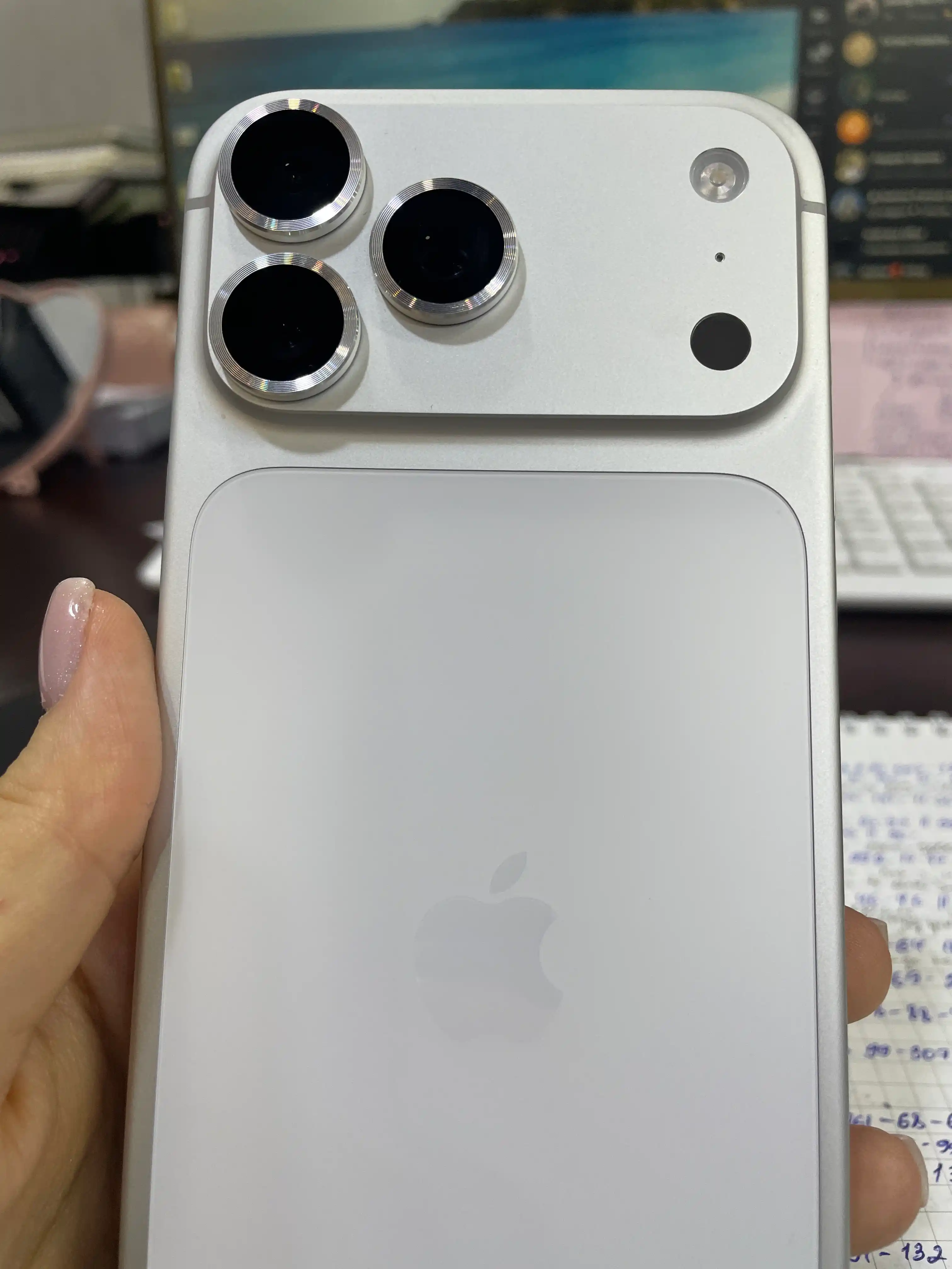 IPhonelar uchun kamera himoyasi 11, 11 Pro, 12 Pro, 13 Pro, 14 Pro, 15 Pro, 16 Pro Max