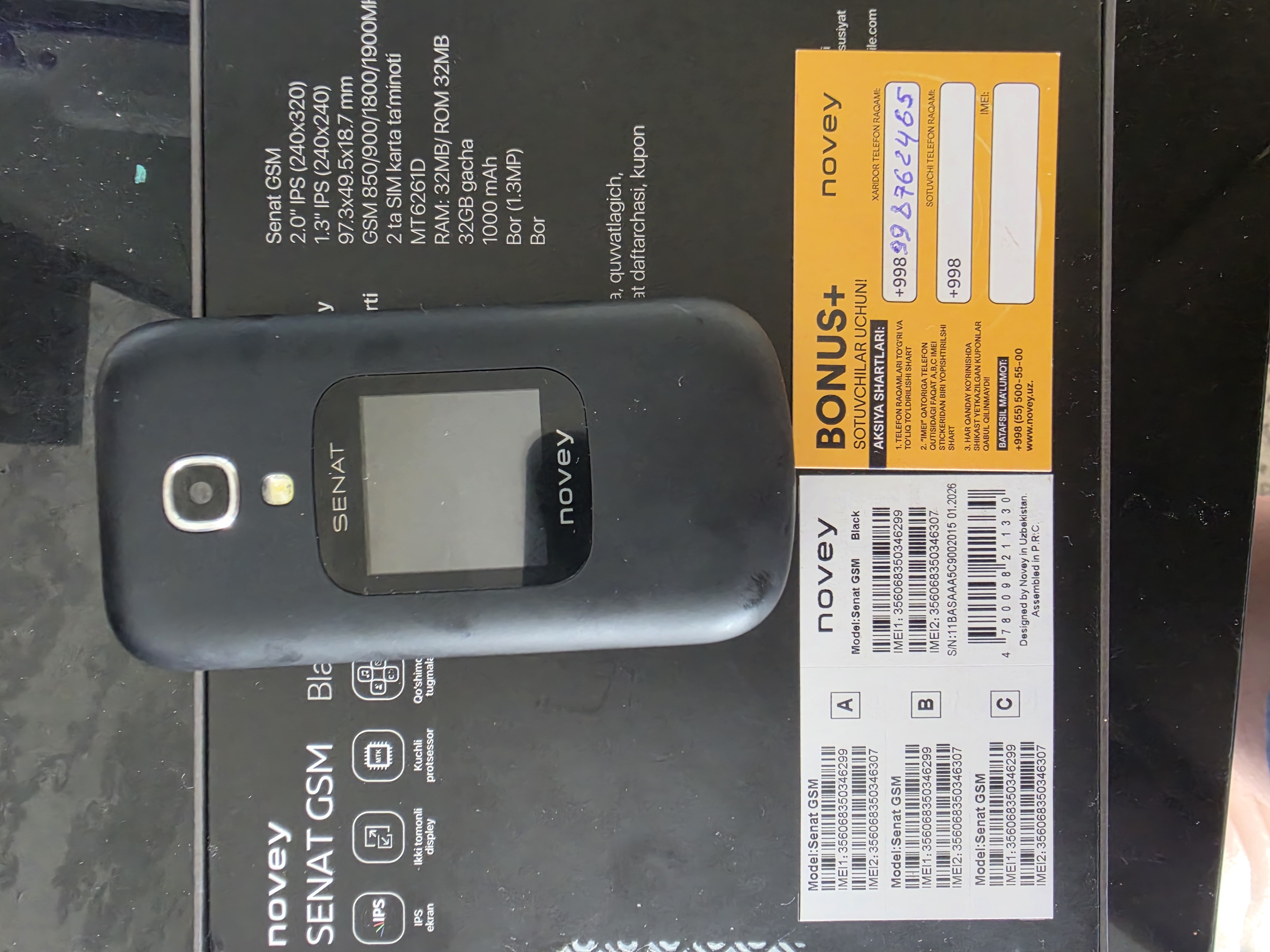 Novey Senat GSM mobil telefon-raskladushka, 2 SIM, kamera bor