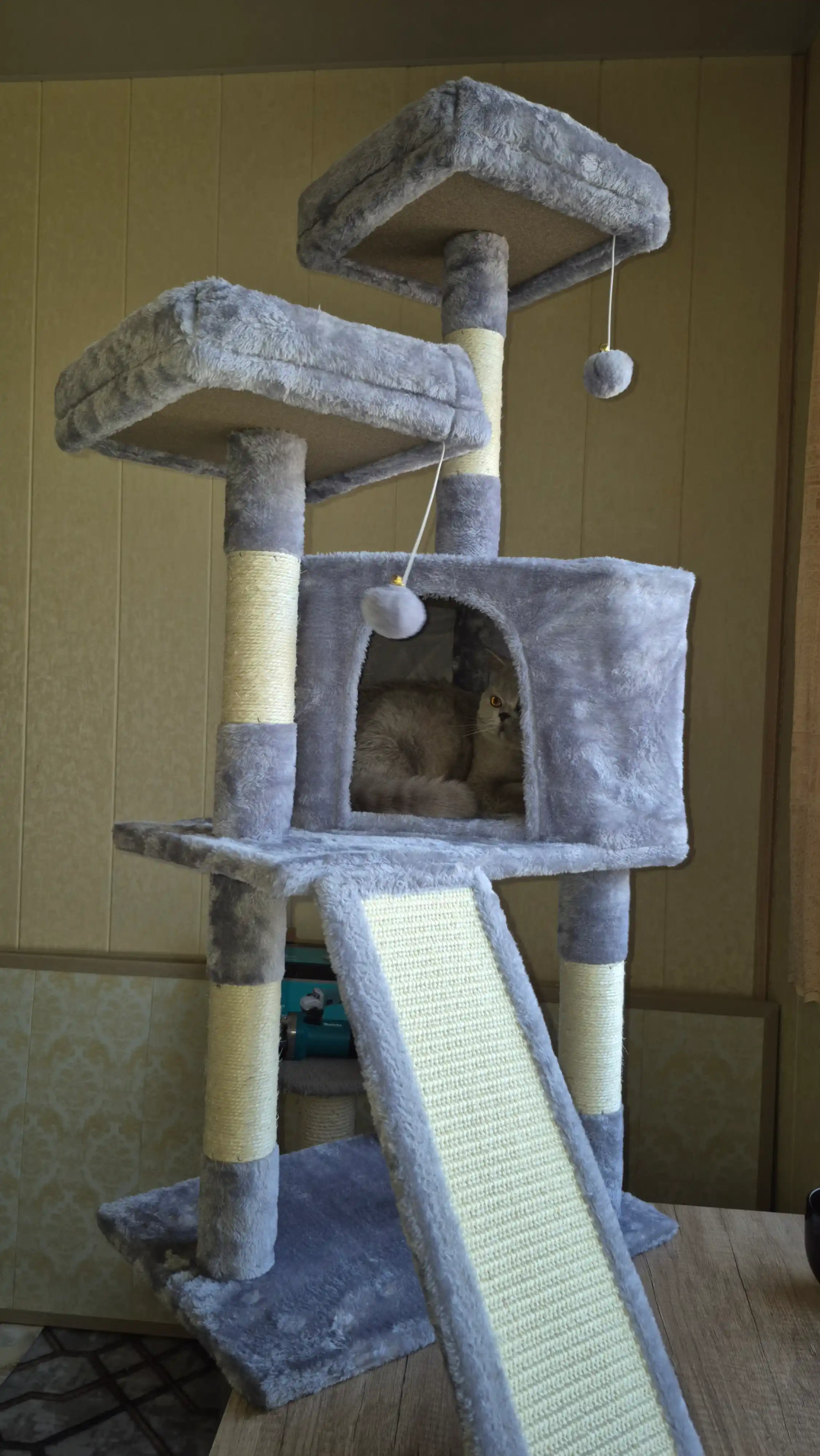 Игровой комплекс для кошек 115 см, когтеточка с домиком, кошачий домик XL