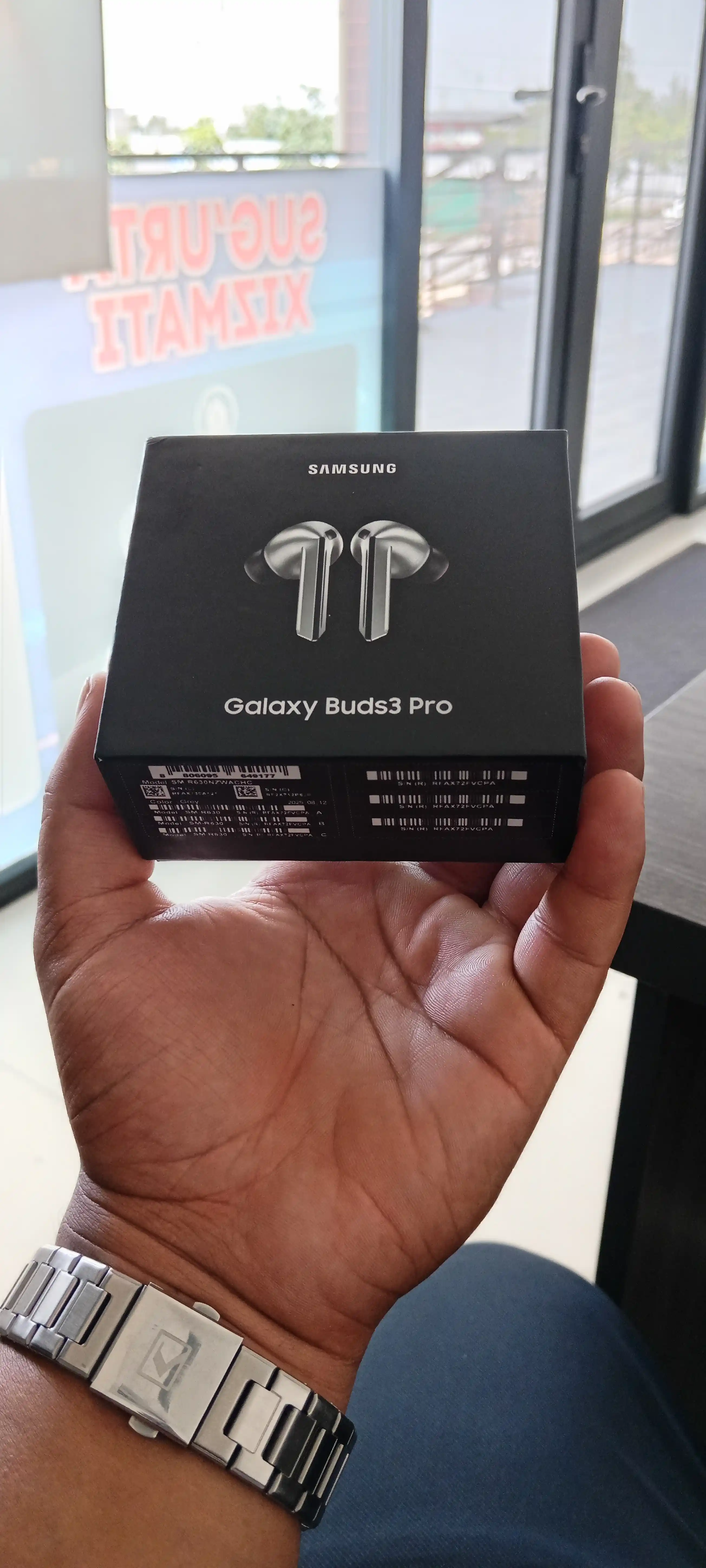 Sensorli Galaxy Buds 3 Pro simsiz quloqchinlari