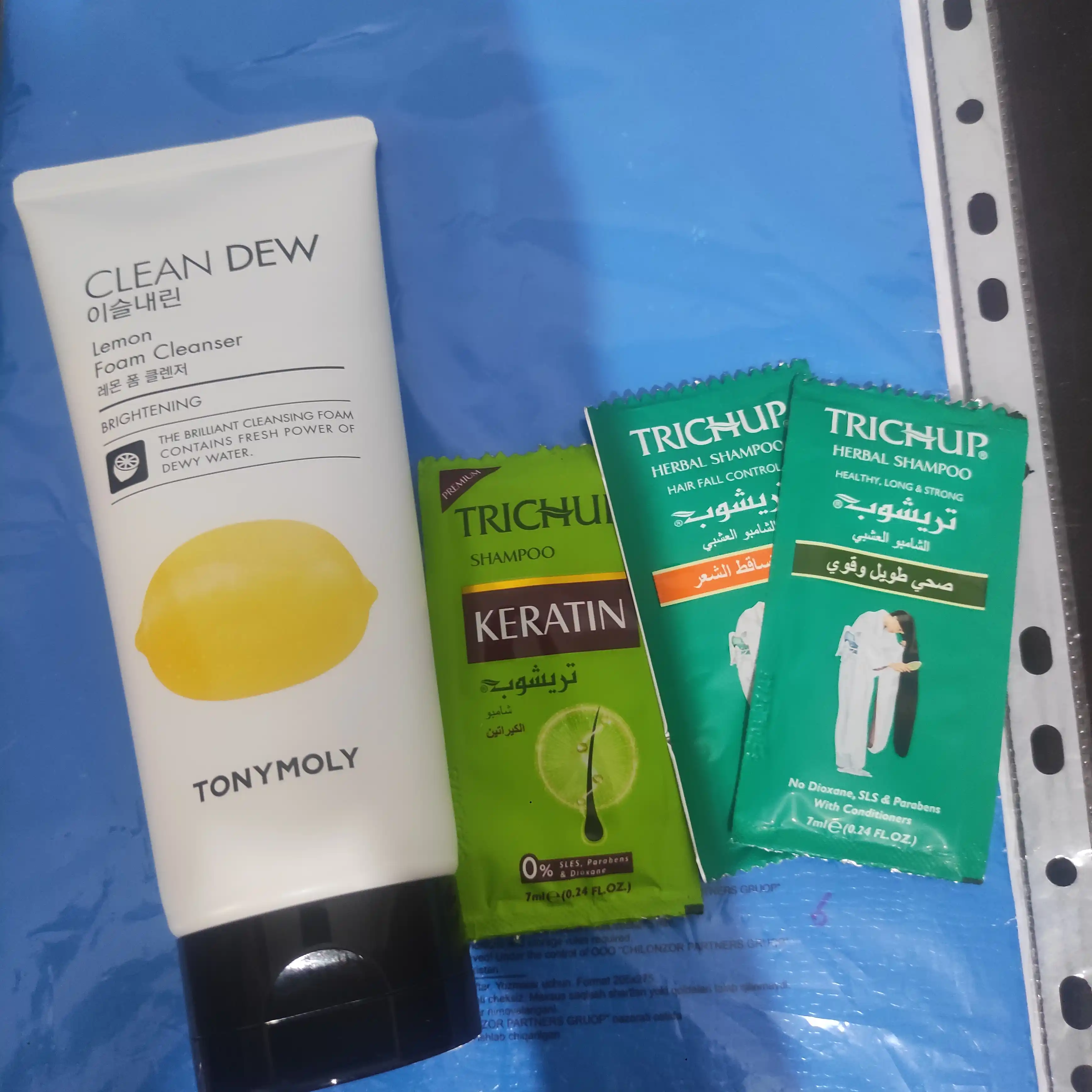 Ko'pik yuz yuvish uchun Tony Moly, Clean Dew Foam Cleanser, 180 ml