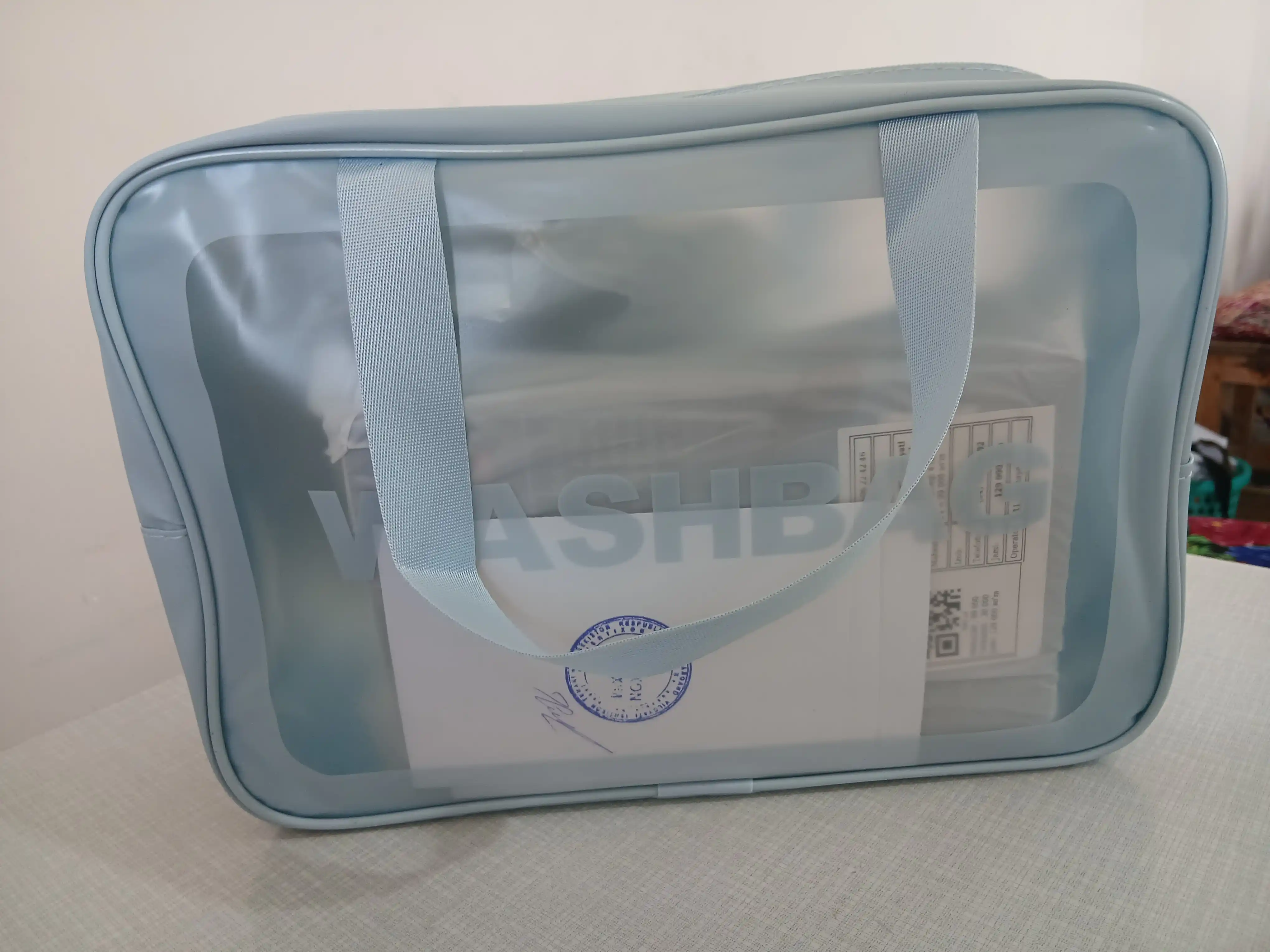 “WASHBAG”  3 xil o‘lchamli va 4 rangli suv o‘tkazmaydigan kosmetik sumkalar  (PVX-neylon)