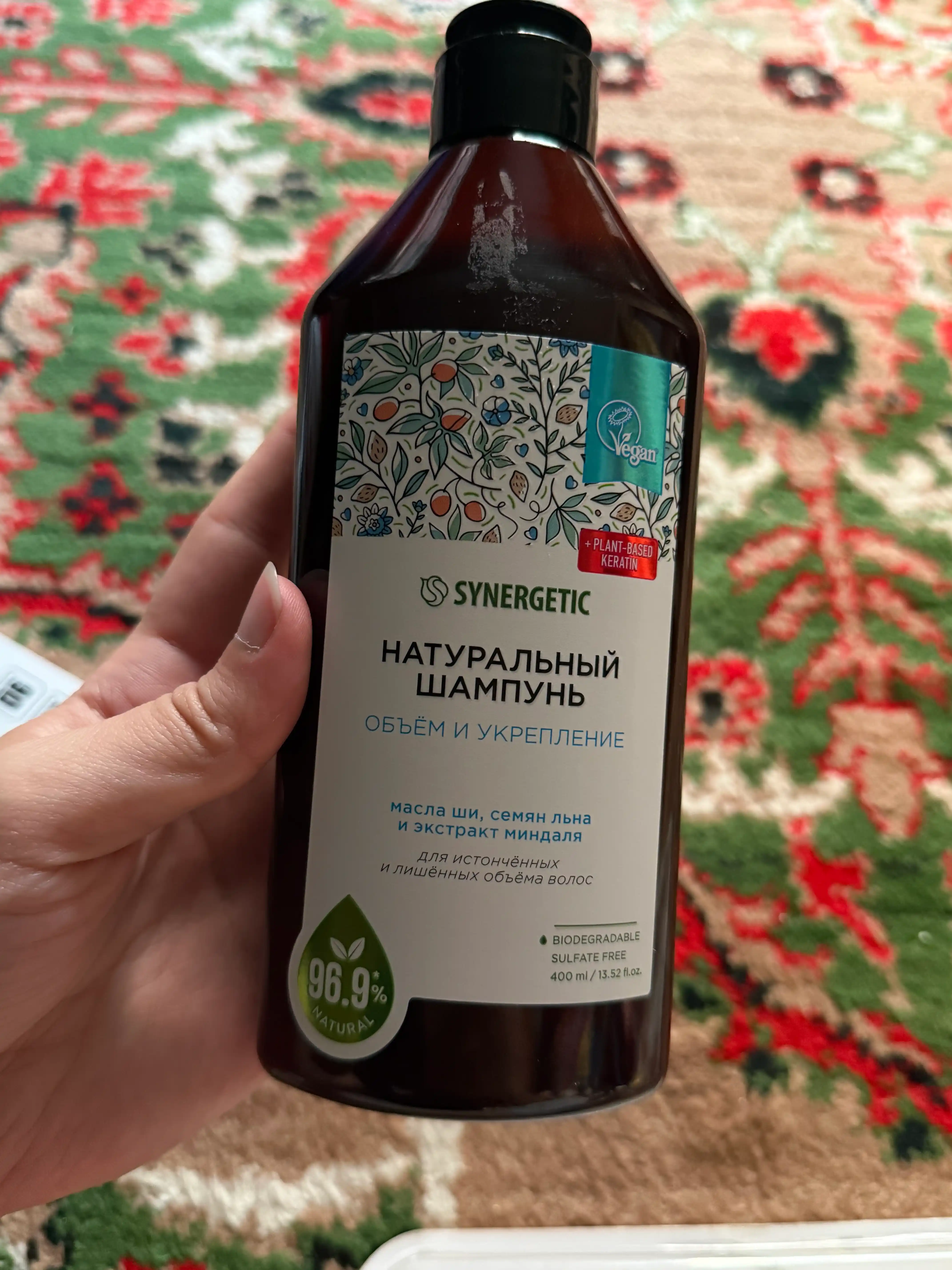 Sulfatsiz shampun SYNERGETIC "Soch hajmini va mustahkamlovchi", 400 ml