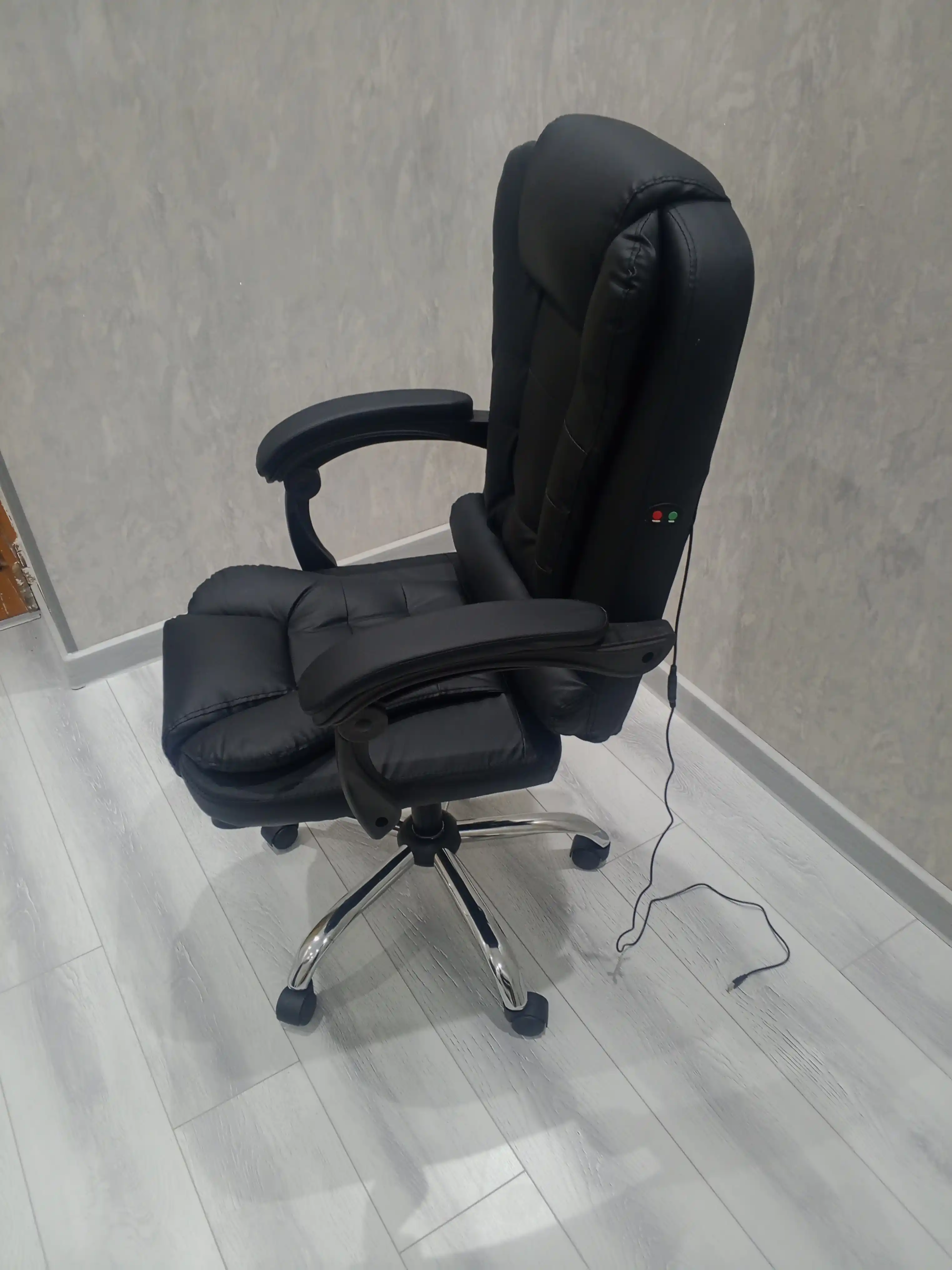 Dafna kompaniyasining VIBRO MASSAGE xodimlar kreslosi, vibro-massajyor