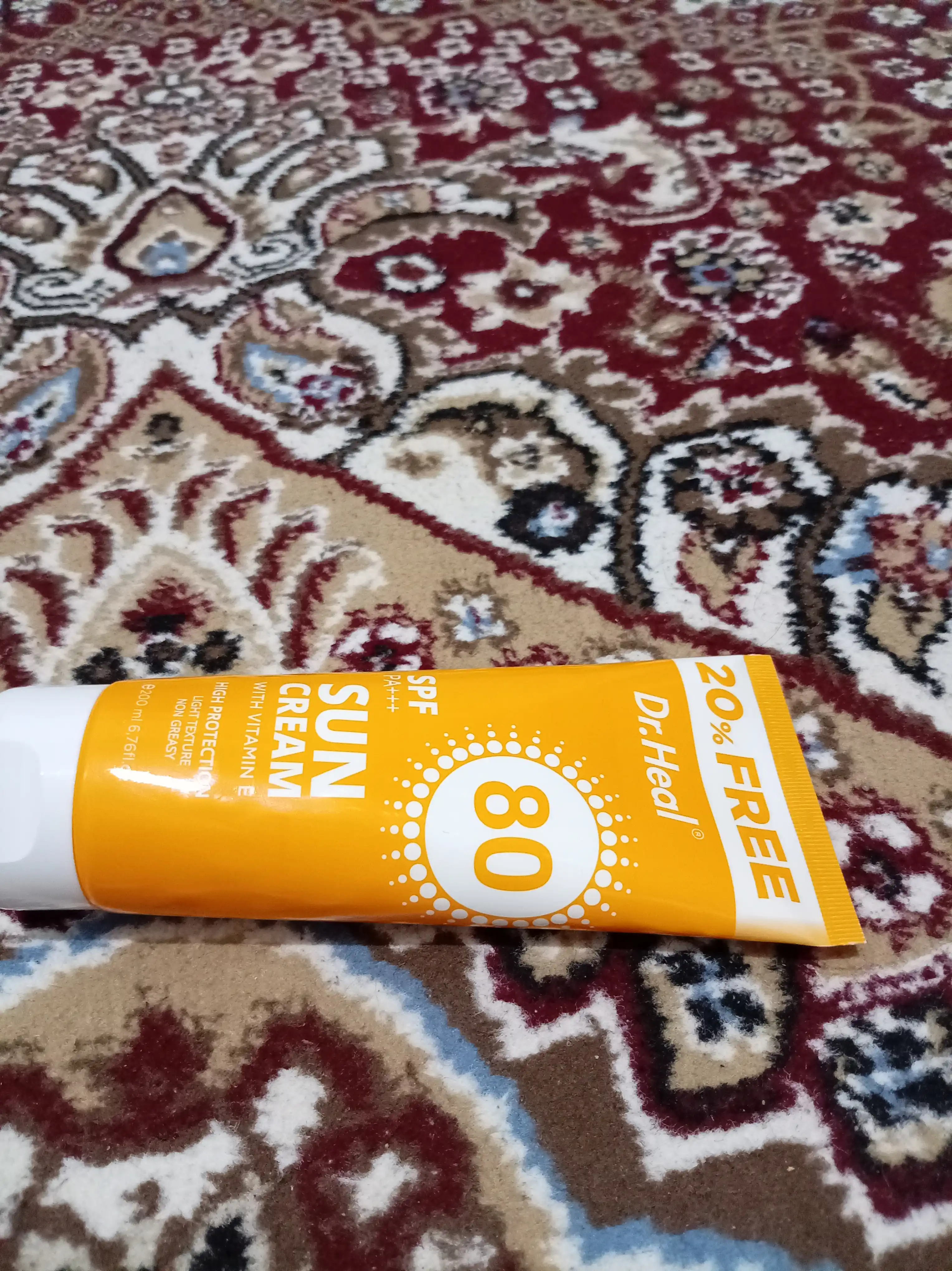 Dr. Heal SPF 80 PA+++ quyoshdan himoya kremi, E vitamini va kokos moyi, 200 ml