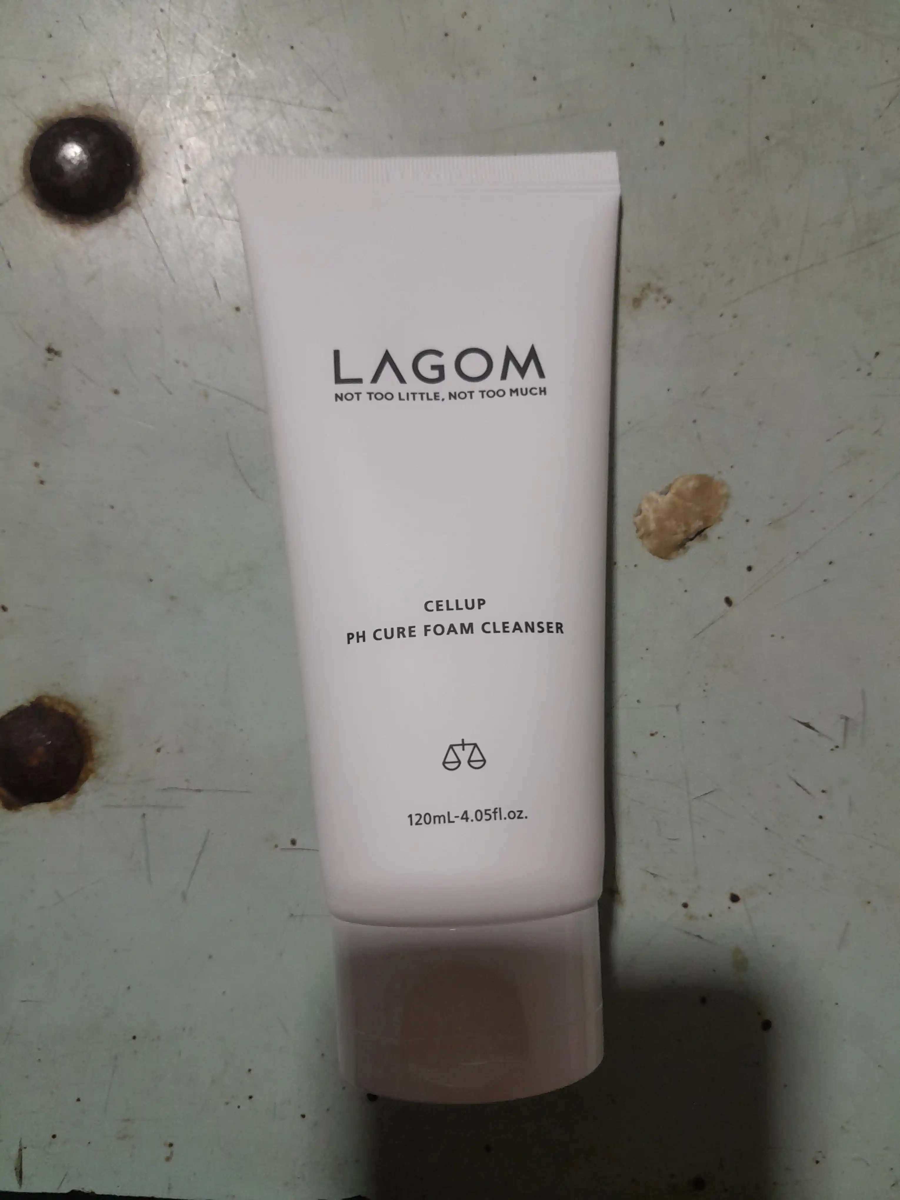 Normal, yog'li, ta'sirchan yuzlarga yuz yuvish ko'pigi, Lagom Cellup Ph Cure Foam Cleanser