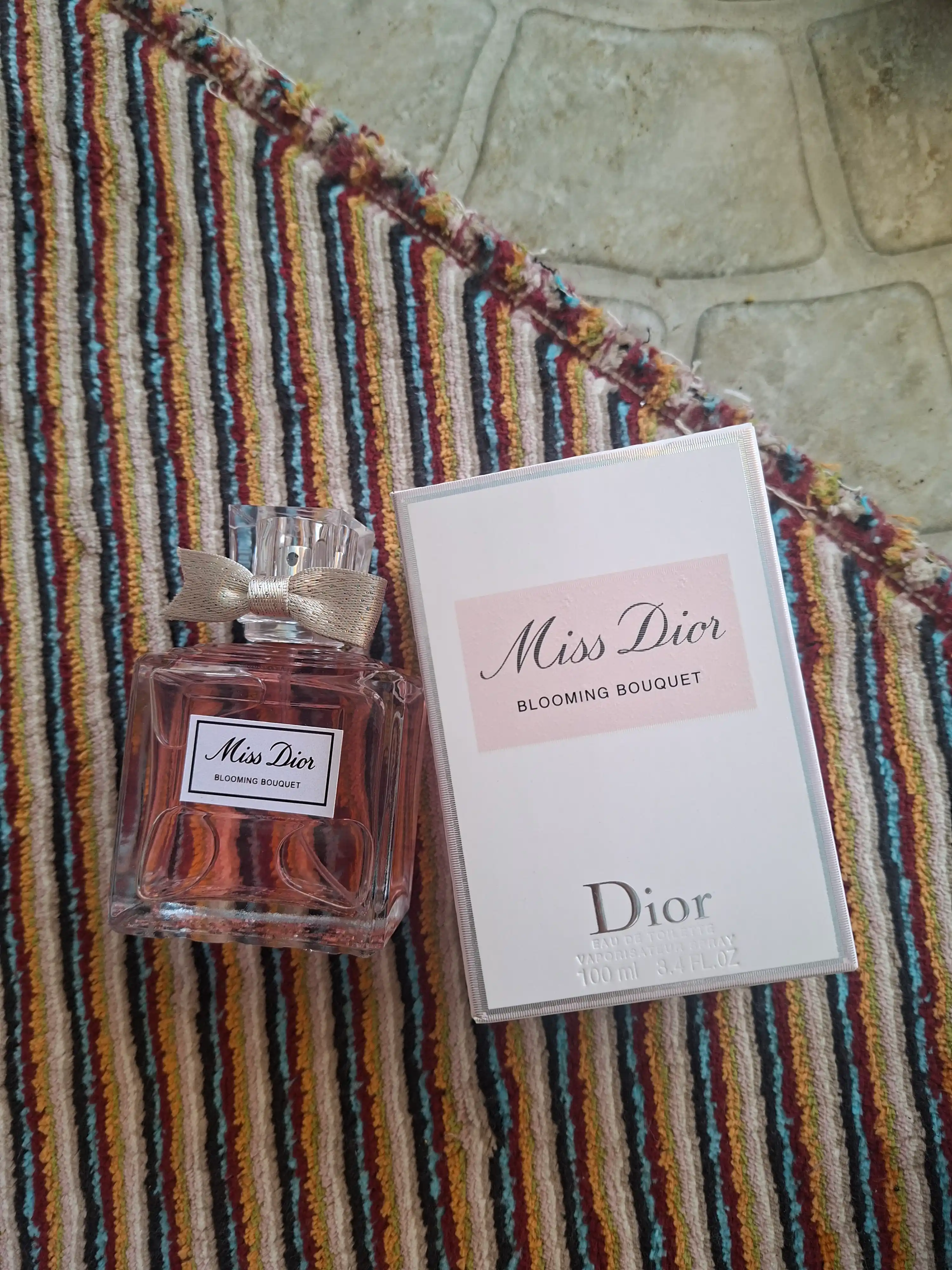 Ayollar atiri, Miss dior Blooming Bouquet, 100 ml, sovg'a uchun