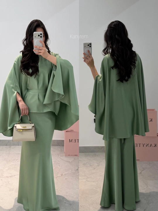 Kofta va yubka to‘plami, Armani Silk mato. Standart razmer. Ayollar uchun komplekt