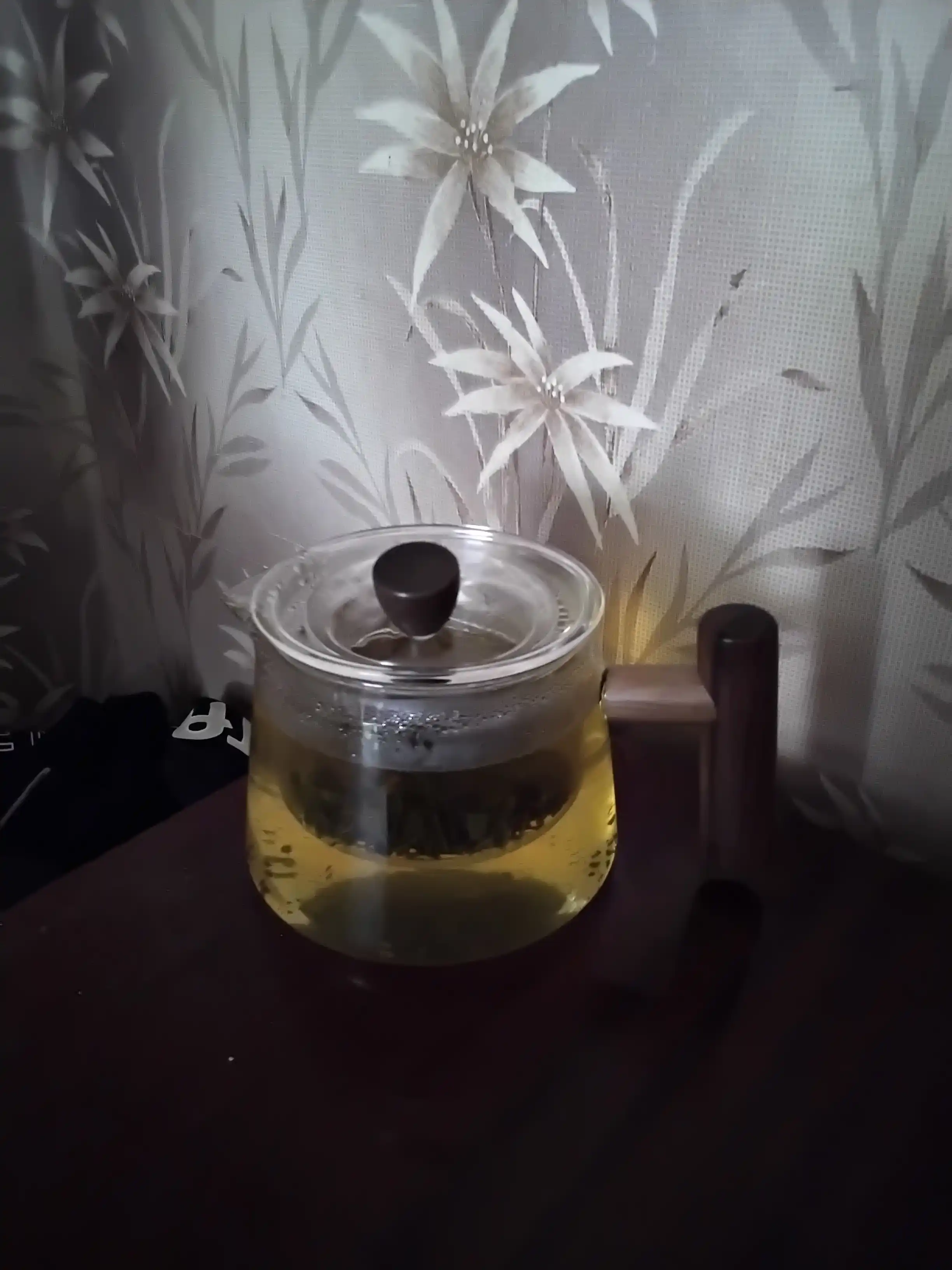 Стеклянный чайник