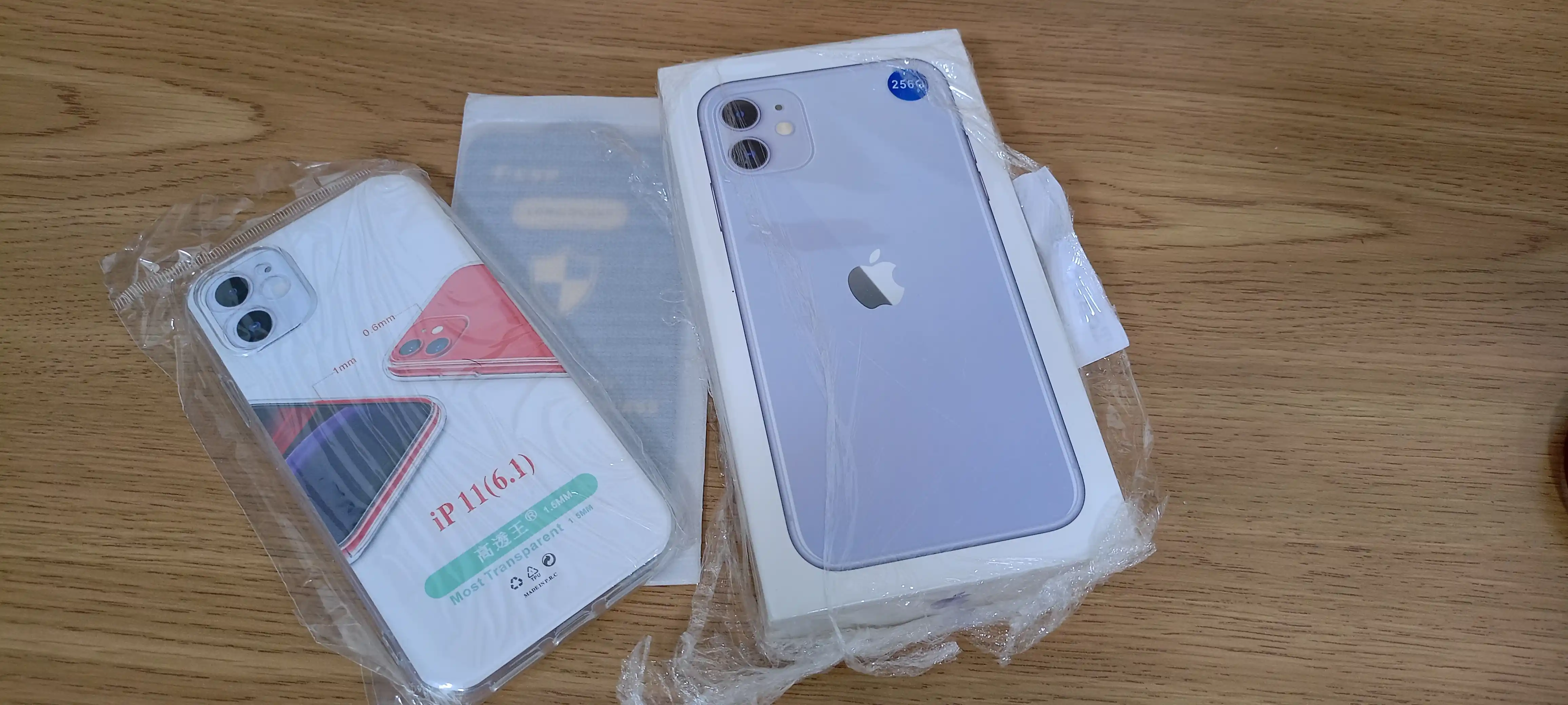 Смартфон Apple iPhone 11, 128, 256 ГБ Sim+Esim, чехол и стекло в подарок
