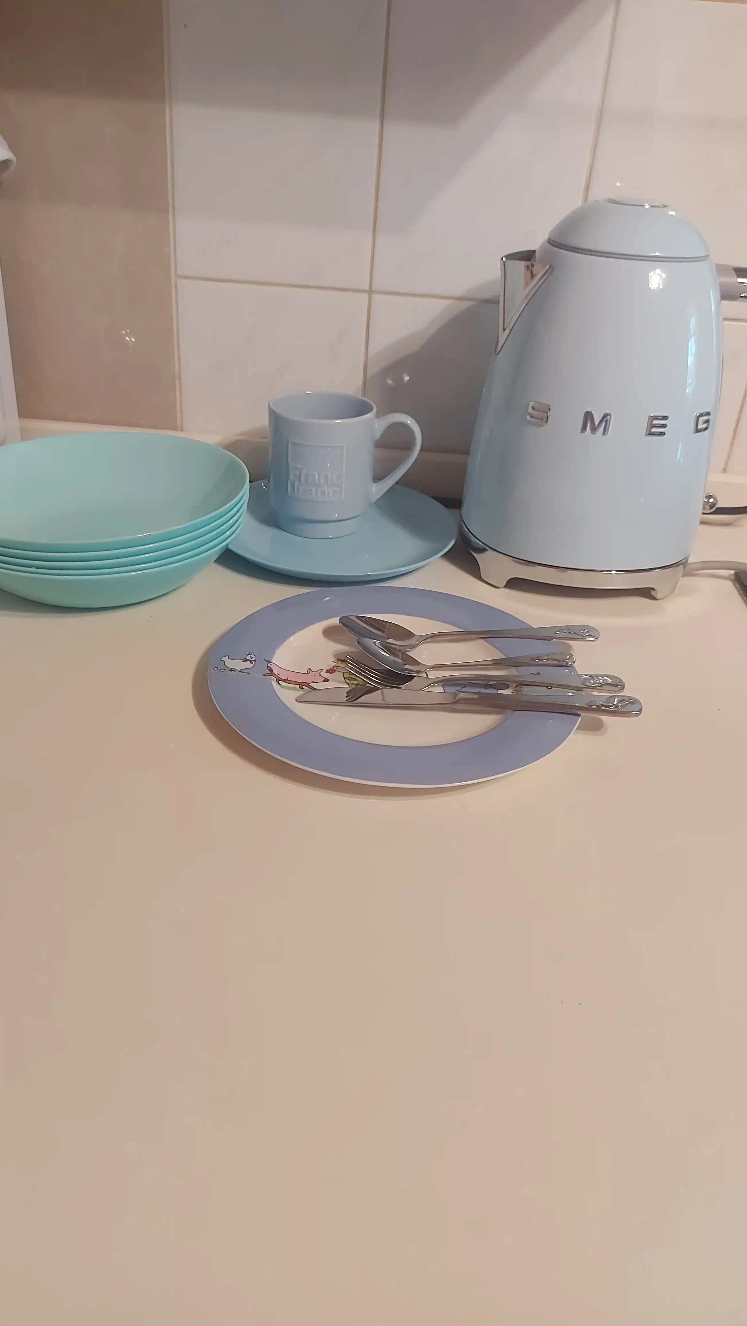 Elektr choynak SMEG KLF03PBEU