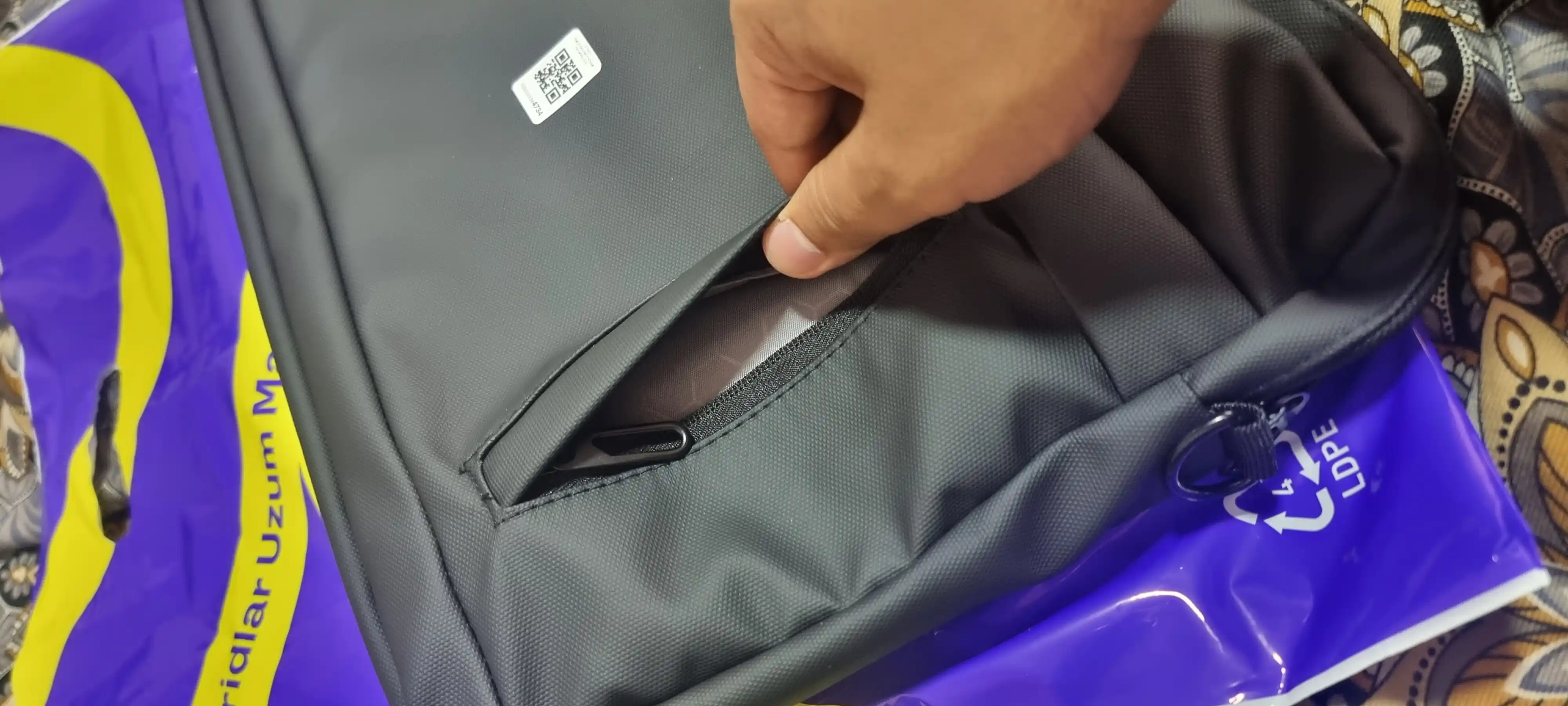Сумка для ноутбука 15.6", портфель из экокожи, влагостойкая