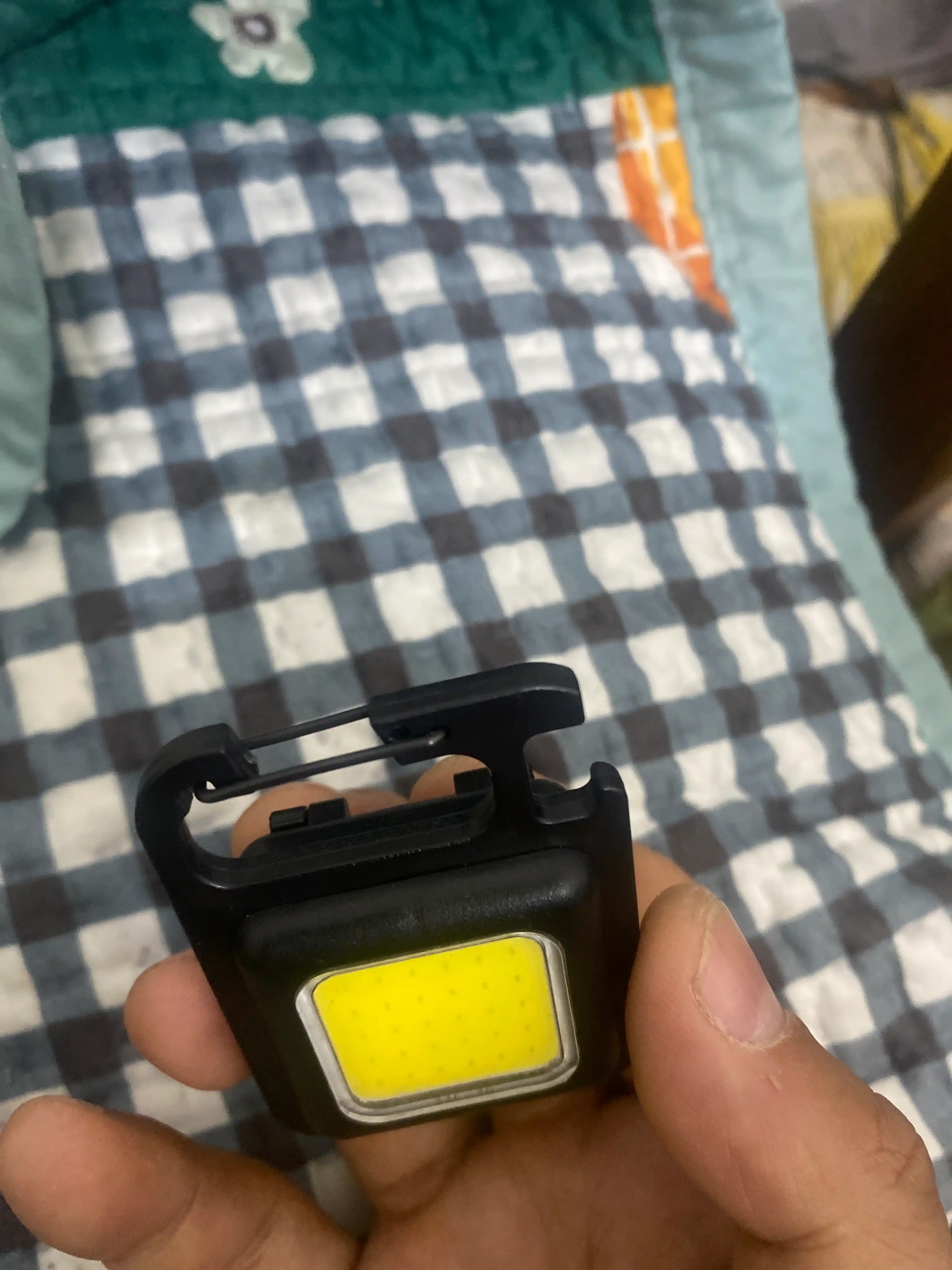 Mini fonar USB zaryadli COB LED, brelok fonar, ixcham cho‘ntak fonari