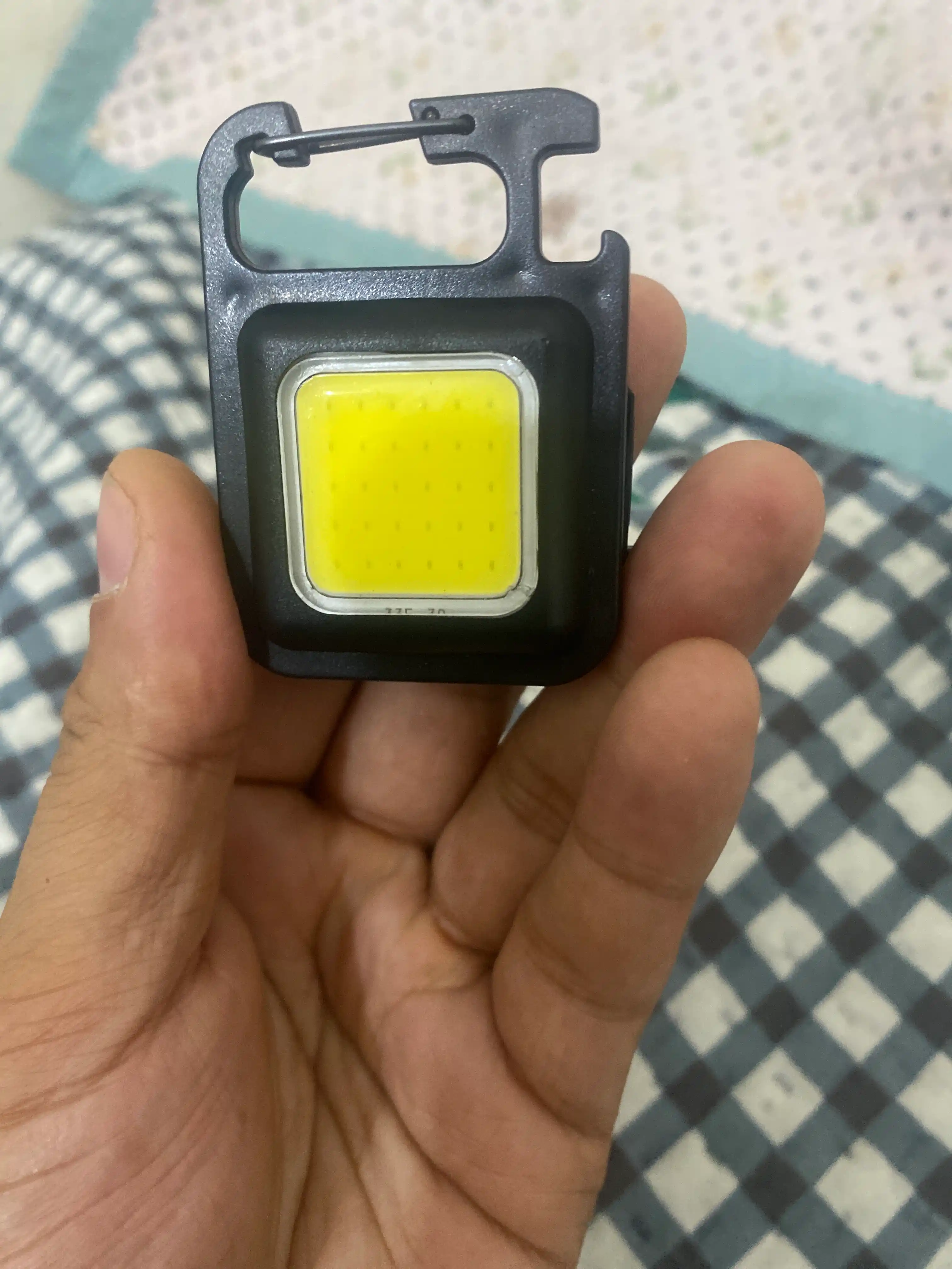 Mini fonar USB zaryadli COB LED, brelok fonar, ixcham cho‘ntak fonari