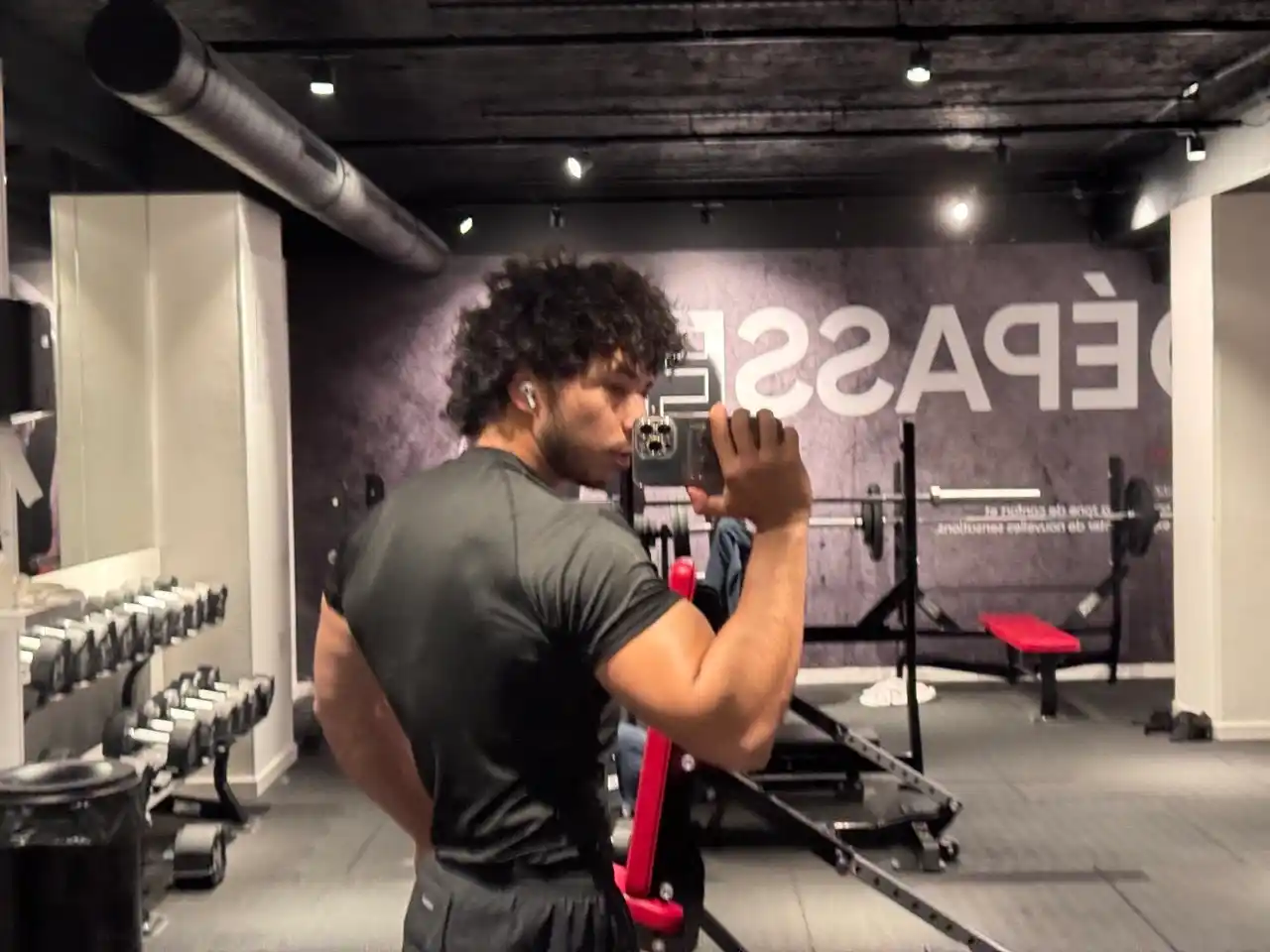 Rashgard erkaklar uchun kompression futbolka, sport, fitnes va zal uchun