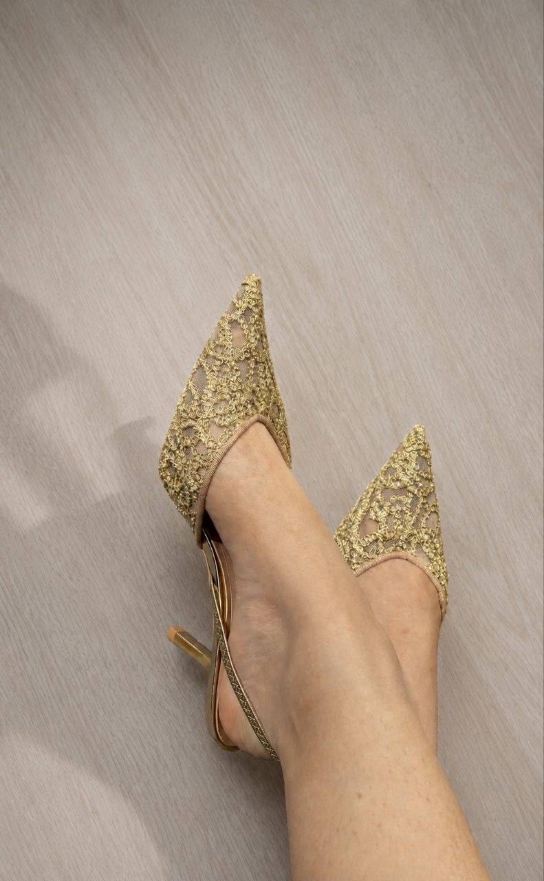 Ayollar poyabzali, Zara tufli, kabluk, poshnali tuflilar, ayollar tuflisi, premium sifat