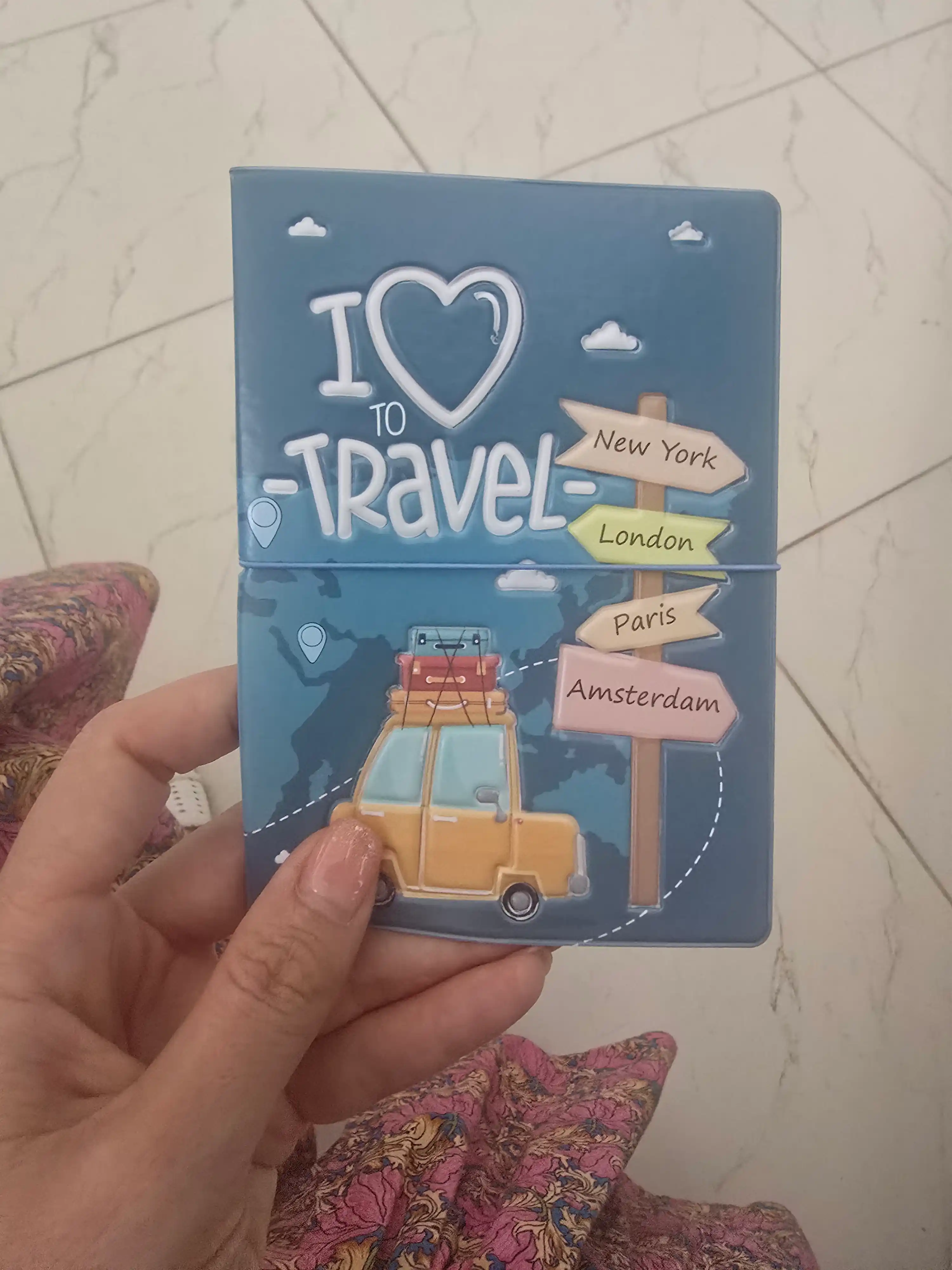 Pasport g‘ilofi, hujjat saqlagich, sayohat uchun qulay, bilet va karta uchun