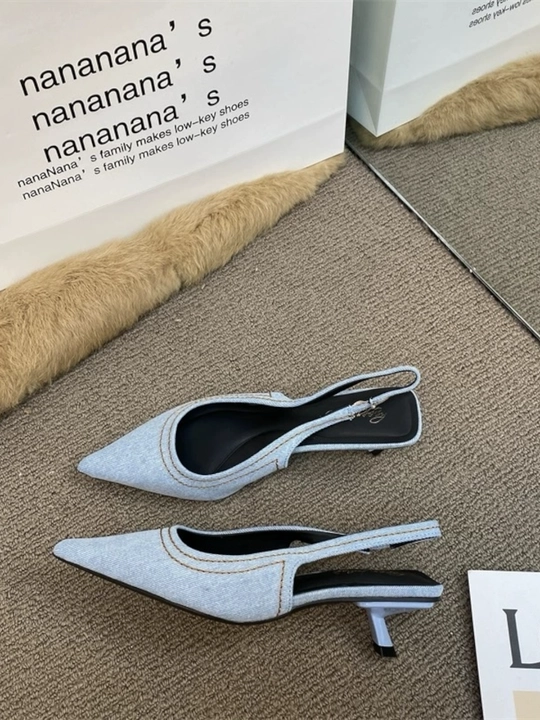 Ayollar sandallari, tuflilar, past vacochiq poshnali tuflilar, bir razmer katta oling