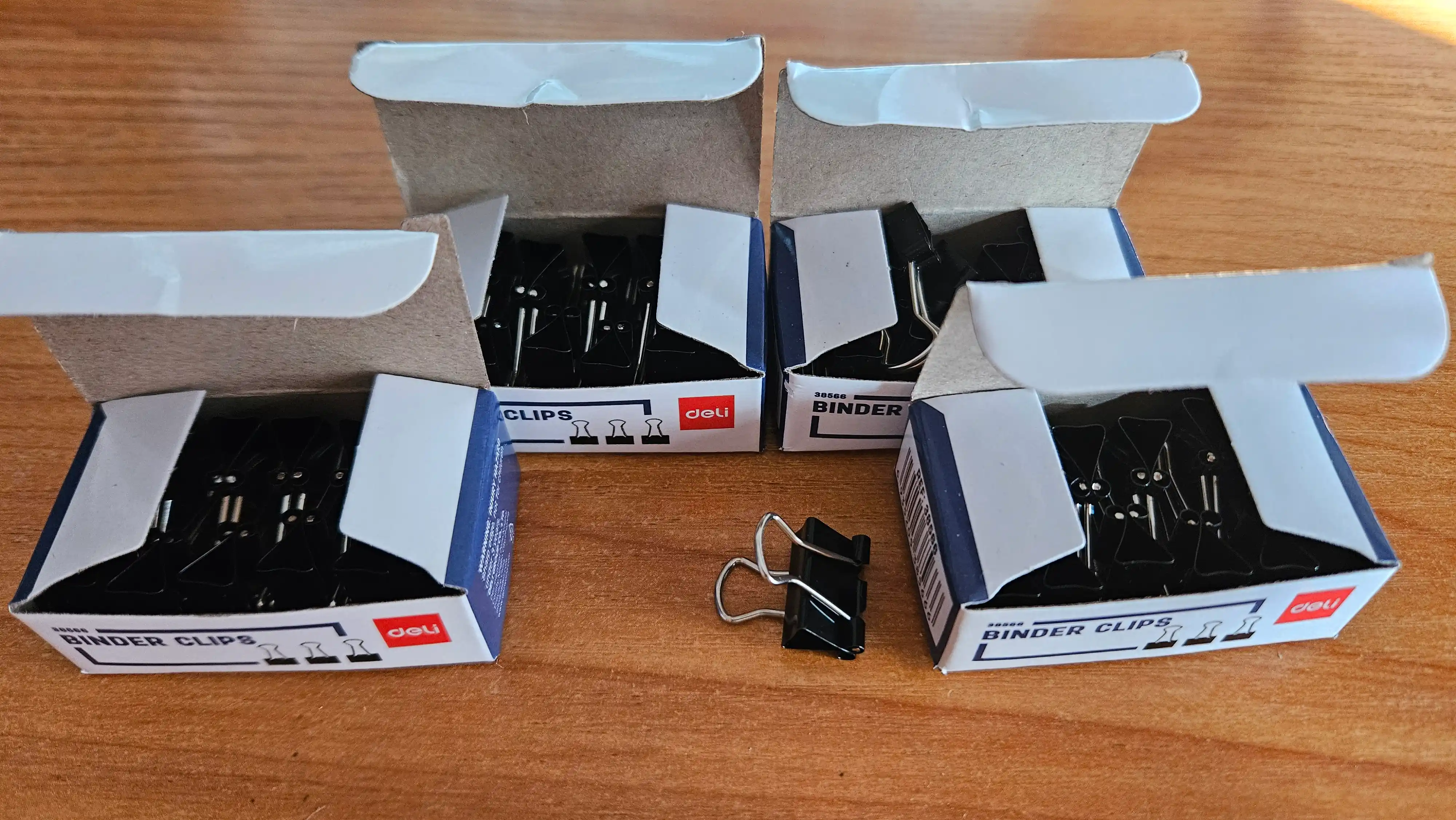 Зажим 4 пачки, Deli 38566, 15 мм, 12 шт, черный