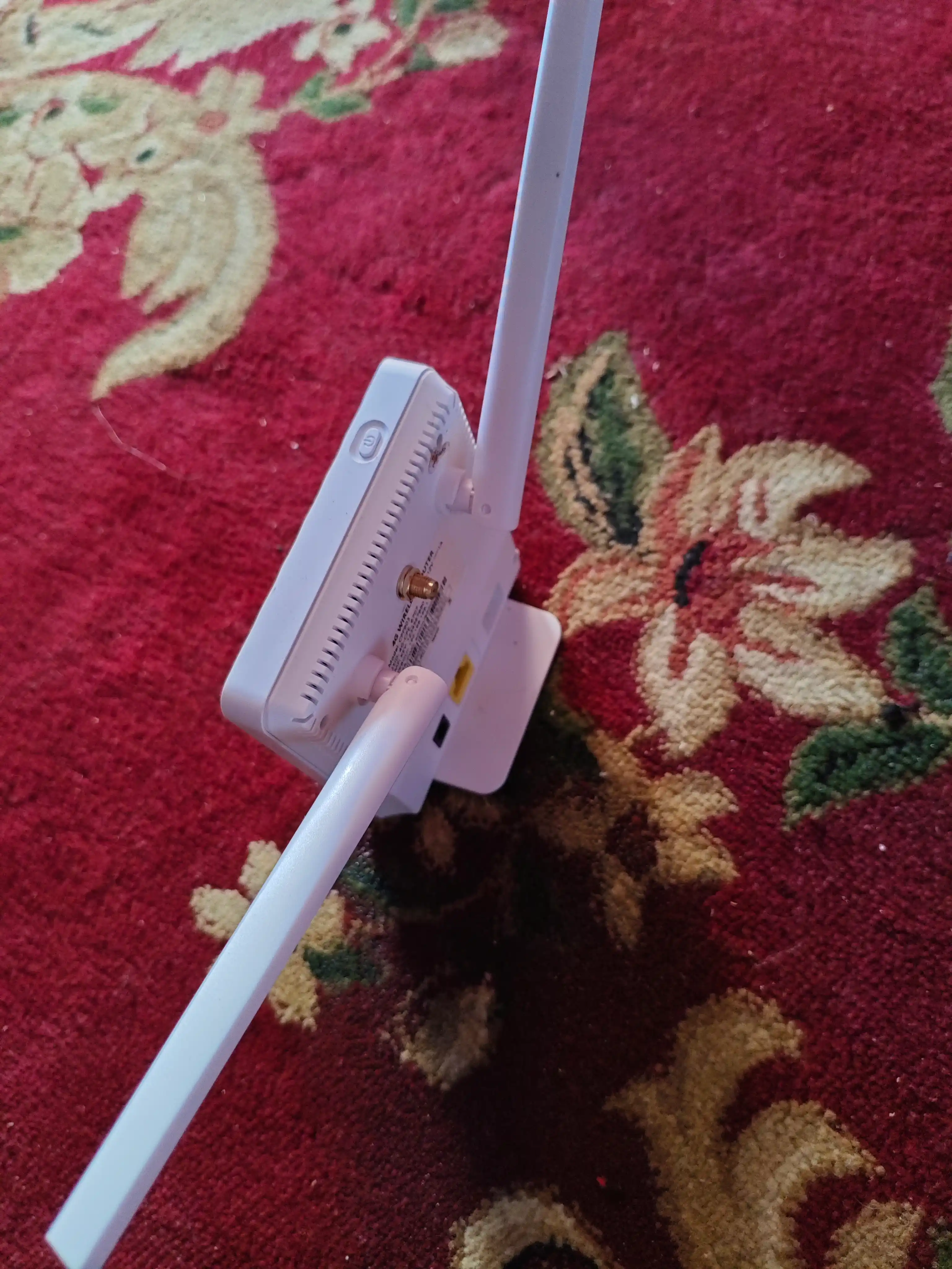 4G LTE WiFi router CPE tashqi antenna 2 m bilan, tezlik 300 Mbit/s gacha, SIM