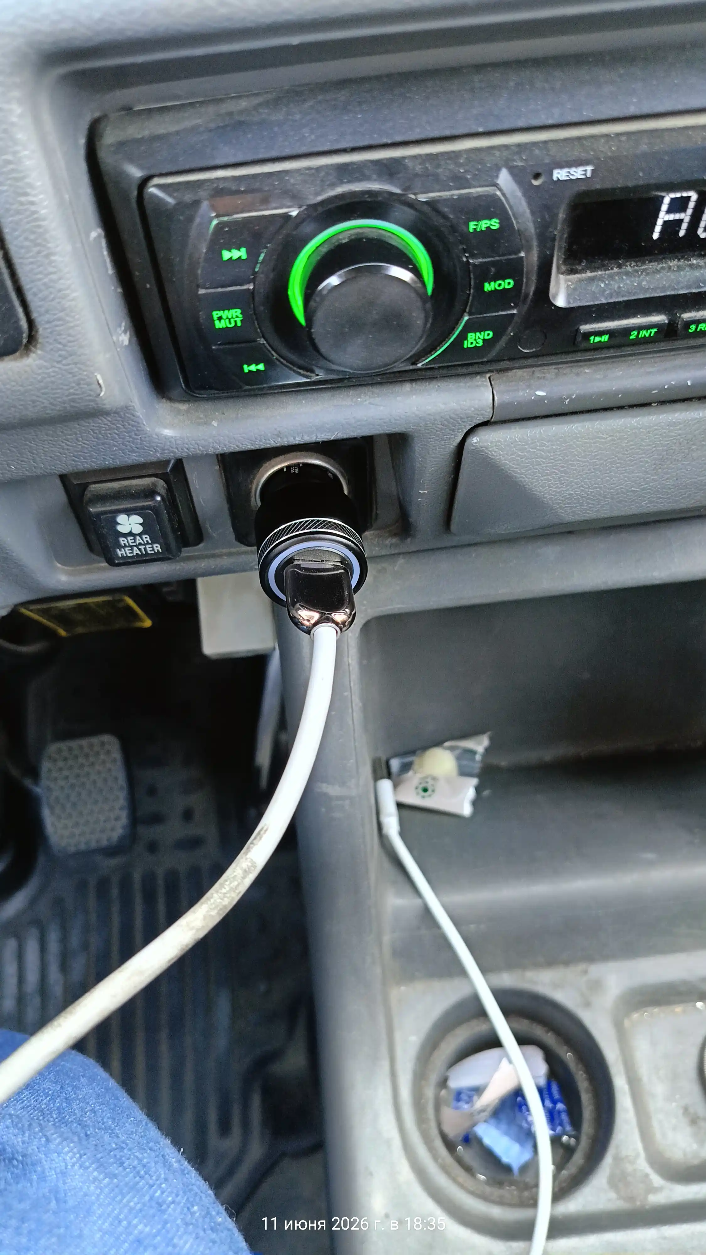 Автозарядное устройство 100W с поддержкой PD + USB