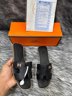 Qora