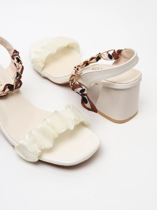 Ayollar bosonojkasi LTY180, eko charm, 5 sm poshna, 2 rang, 36–40 o‘lcham