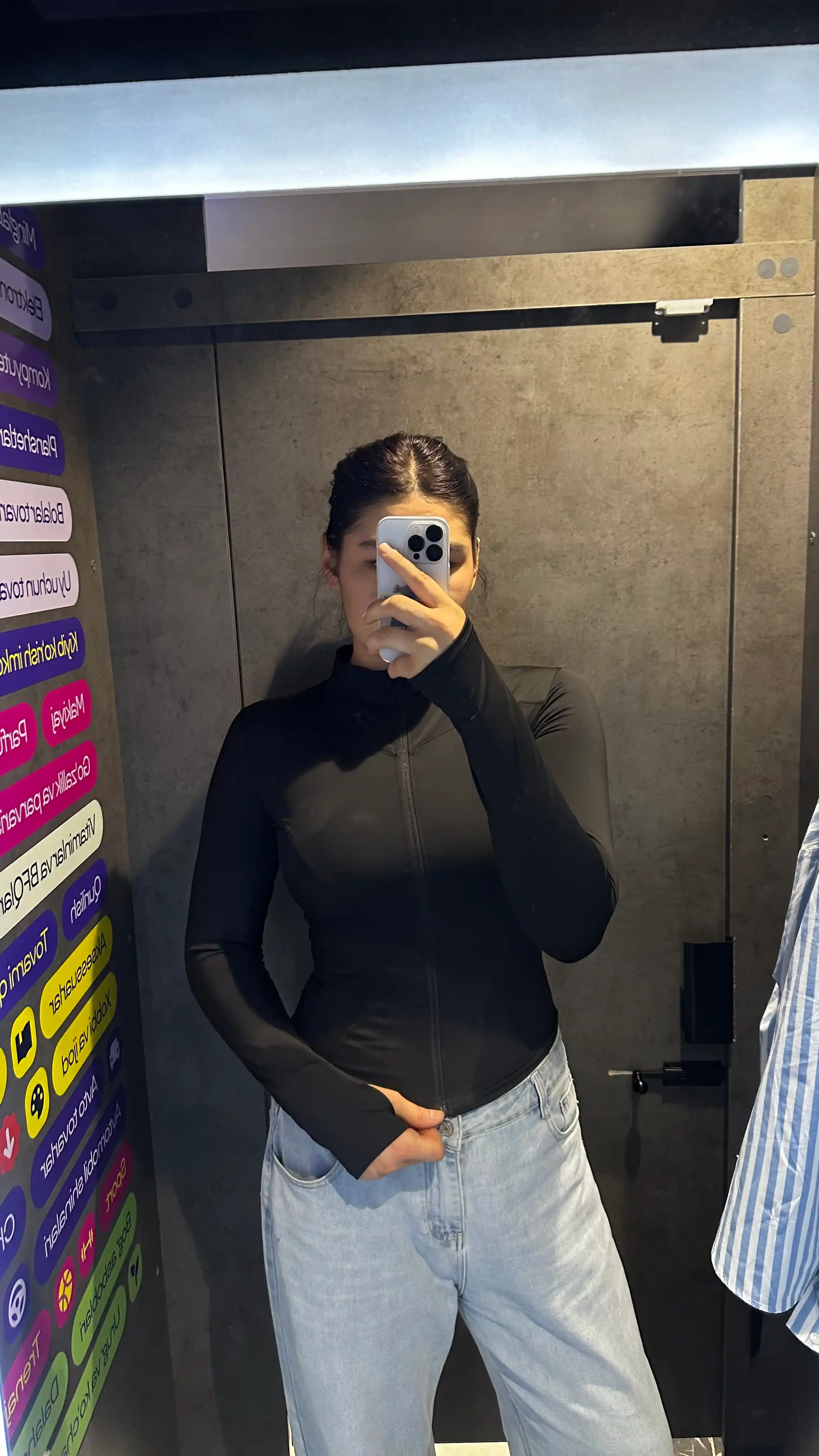 Ayollar uchun rashgard zipli fitness va sport uchun uzun yengli