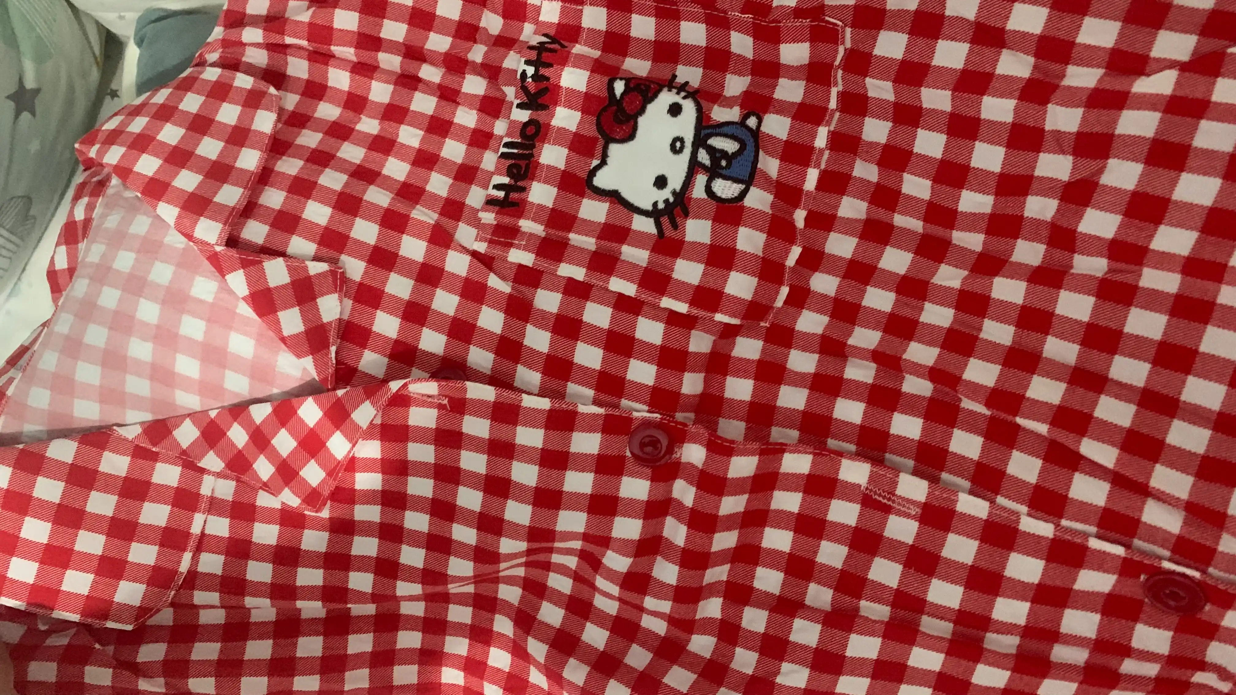 Ayollar pijamalari, 3 tasi 1 da , shim va shortikli komplekt troykalar. Uy kiyimlari