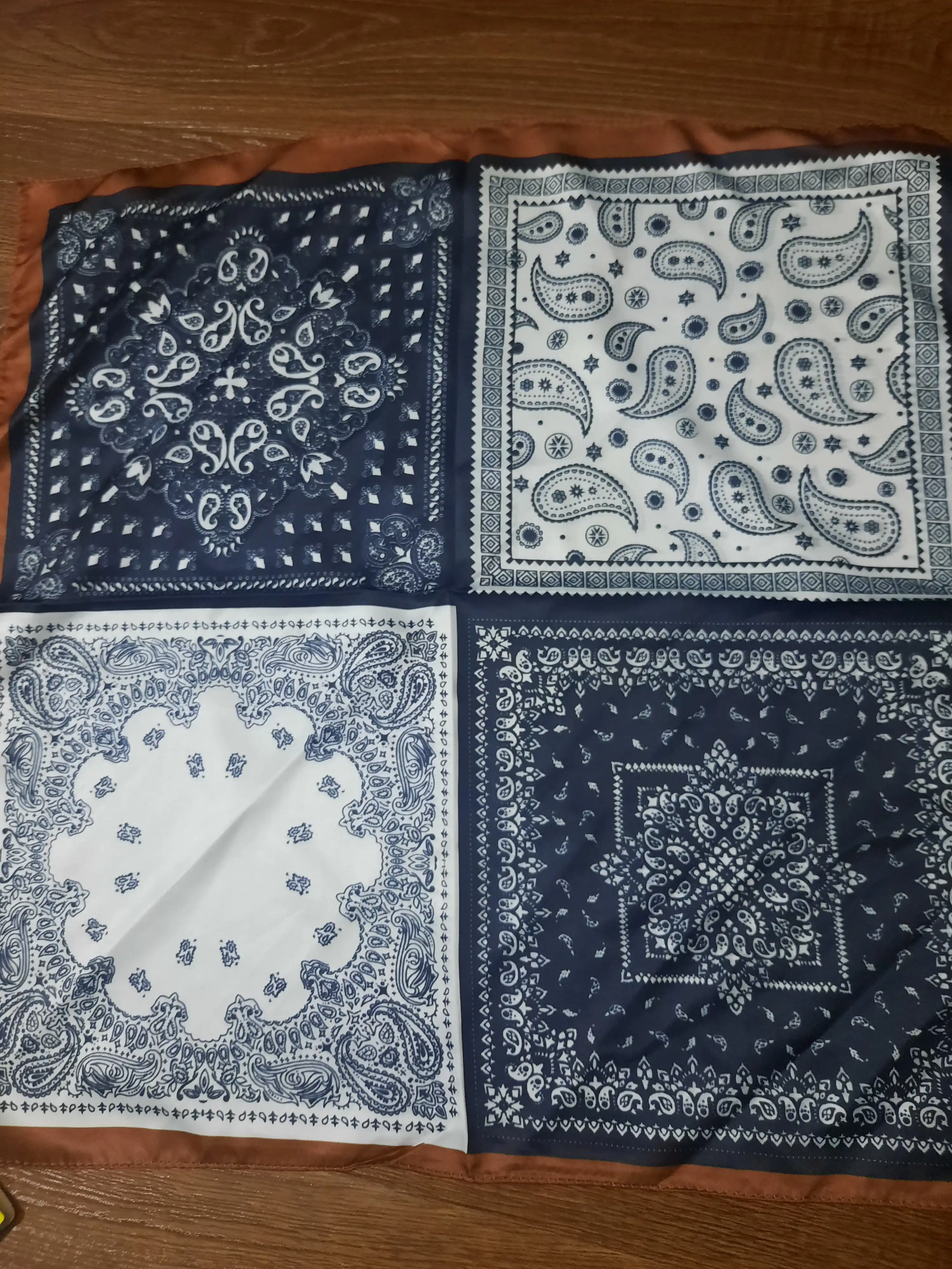 Bandana, turk mahsuloti, o‘lchami 50x50
