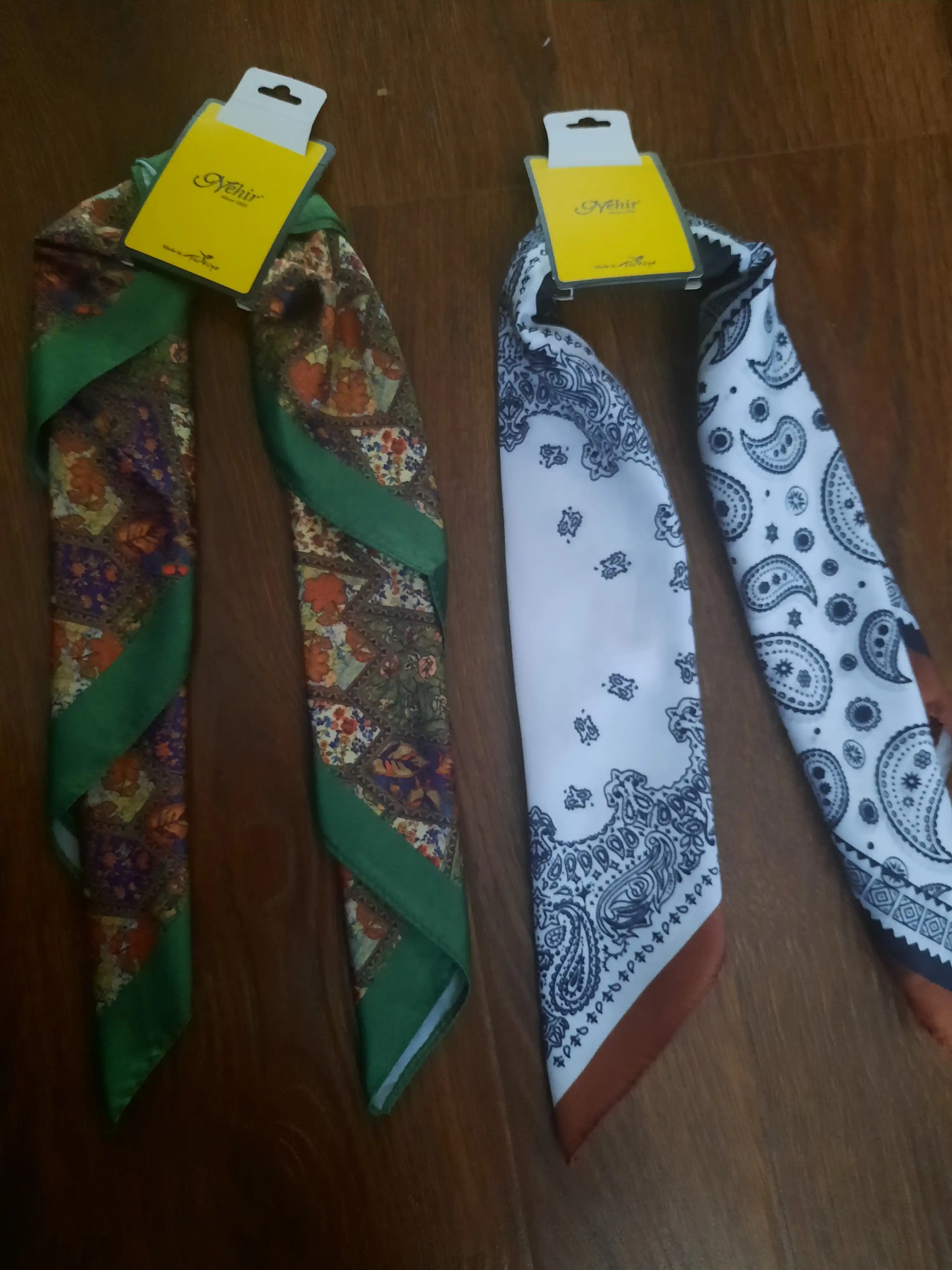 Bandana, turk mahsuloti, o‘lchami 50x50