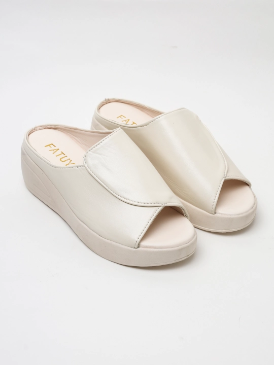 Ayollar sabosi SW0494, eko charm, 5 sm poshna, 2 rang, 36–40 o‘lcham