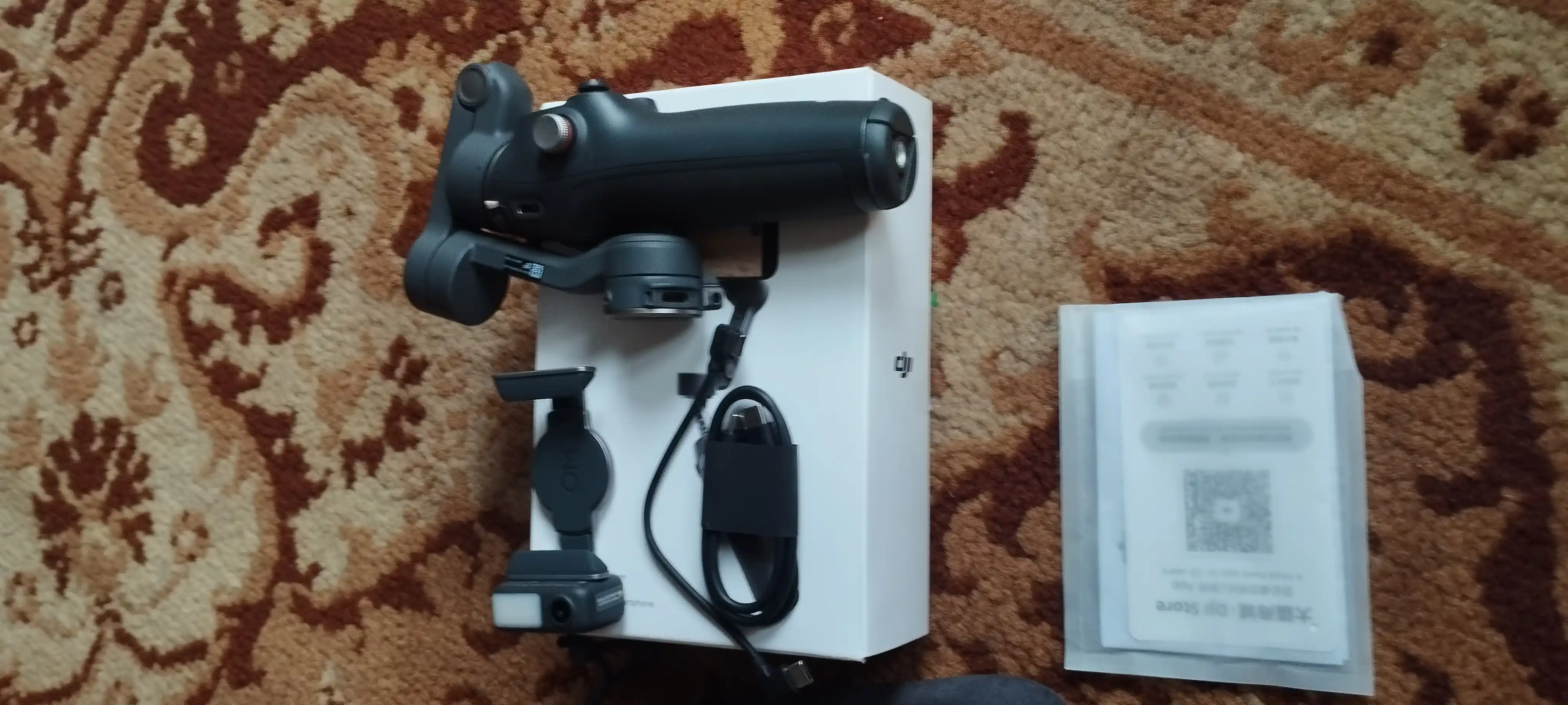 Стабилизатор DJI Osmo Mobile 8 для смартфона, с ActiveTrack, 3-осевой, складной