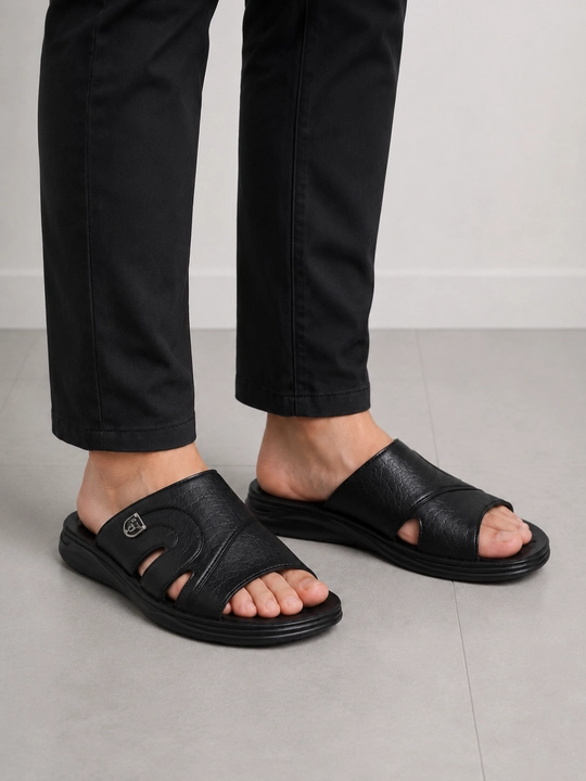 Erkaklar shippagi. Eko charm. O'lchamlar: 40-44