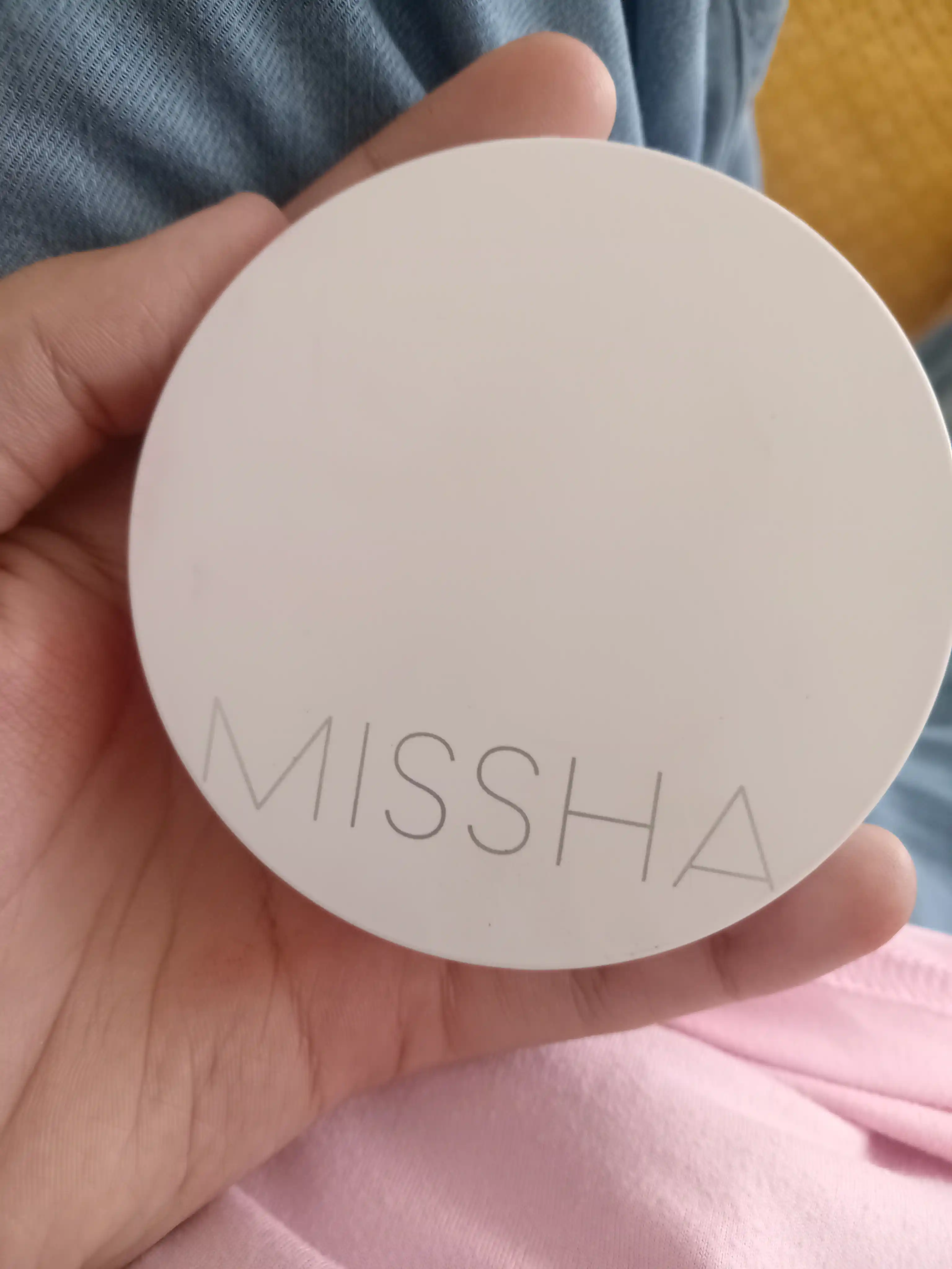Namlovchi tonal yostiqcha Missha Magic Cushion Moist Up SPF50+ PA+++