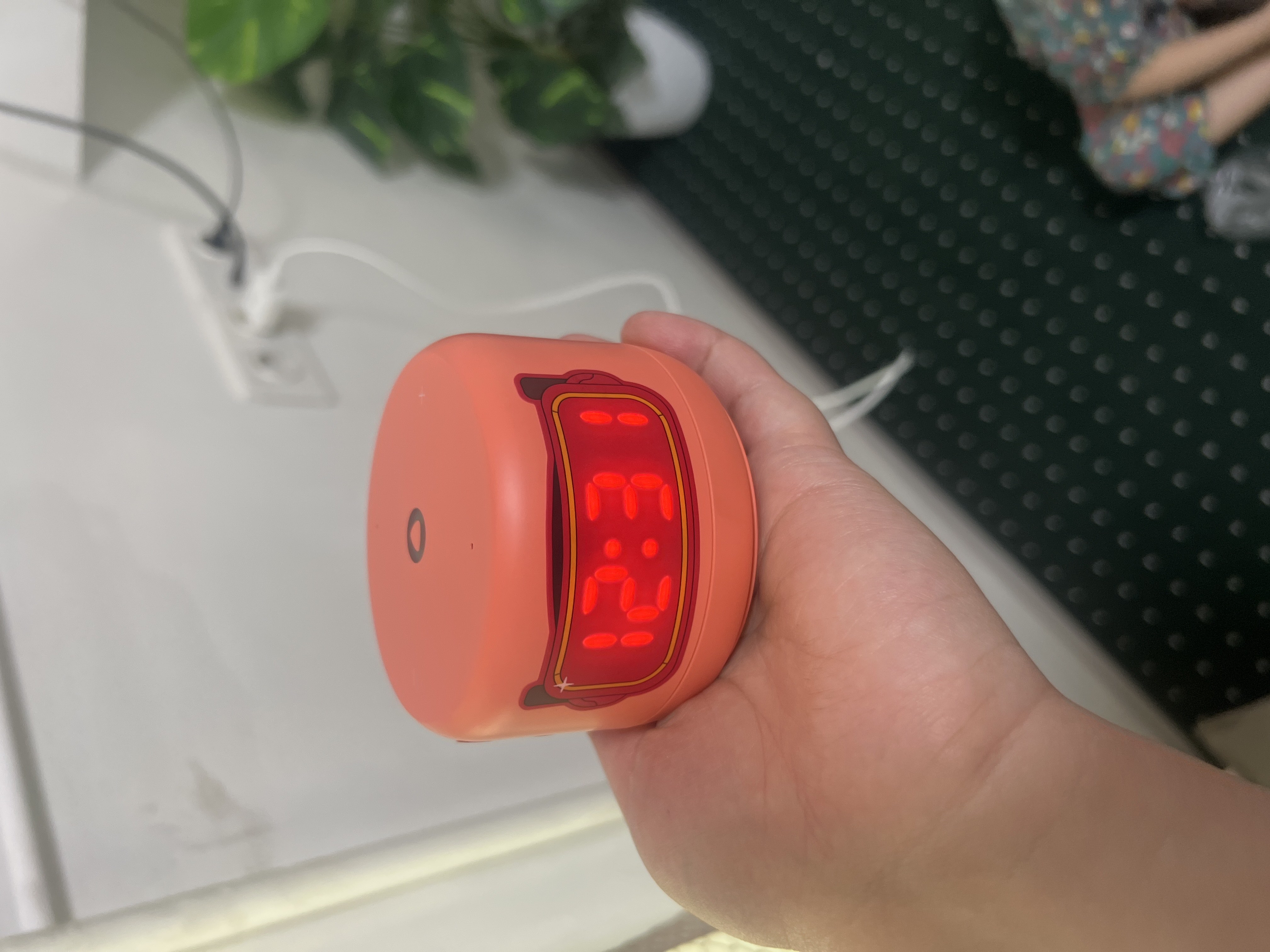 ChatGPT-da Alisa bilan Yandex Stantsiya Light 2 aqlli kolonka