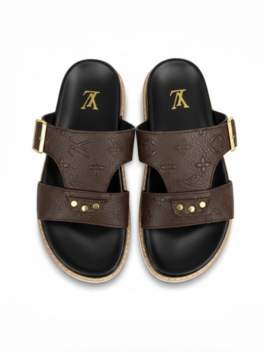 Тапочки, шлепанцы Louis Vuitton  для мужчин, замшевые и кожаные - 