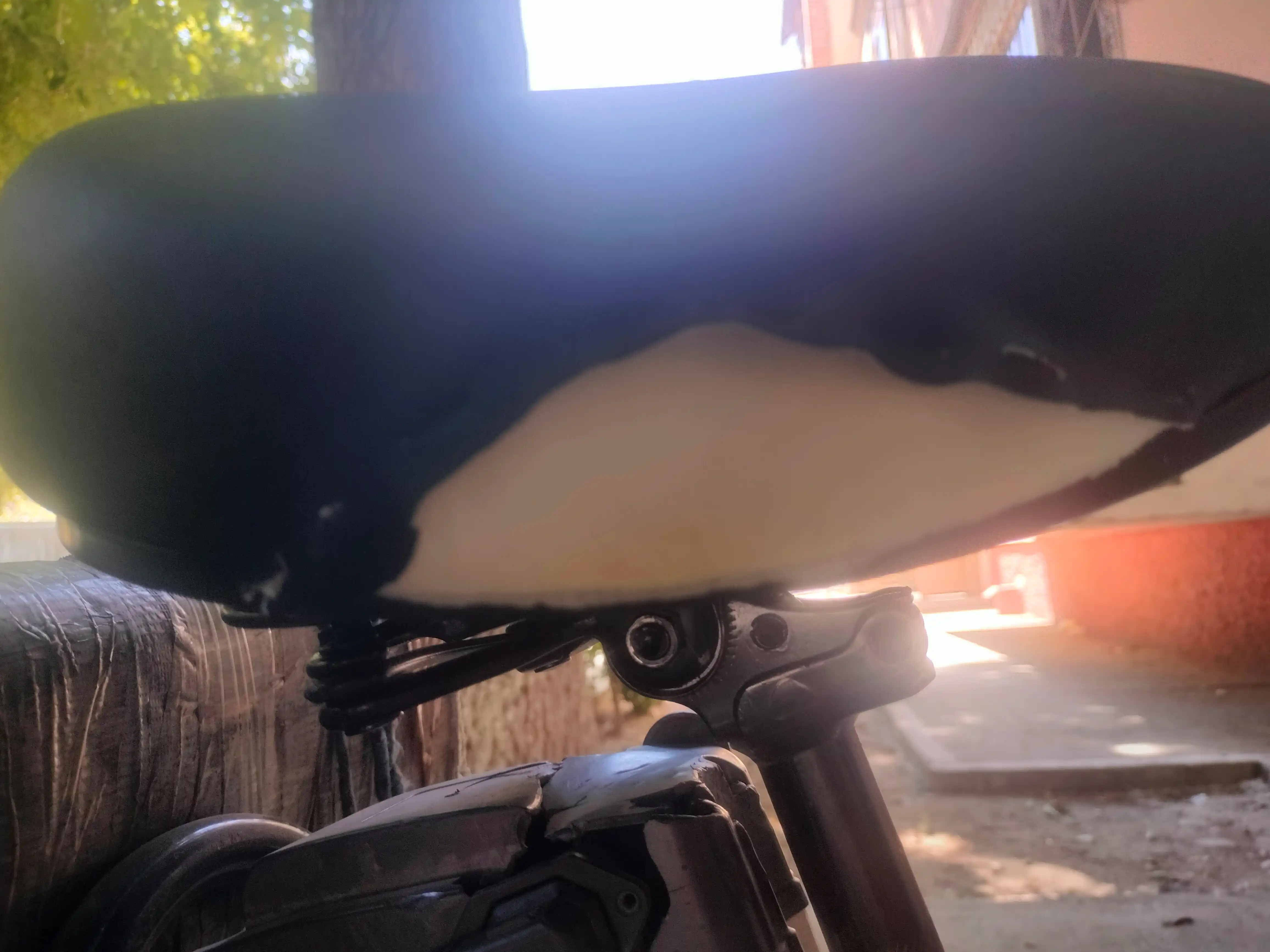 Elektr velosiped va skuter egari