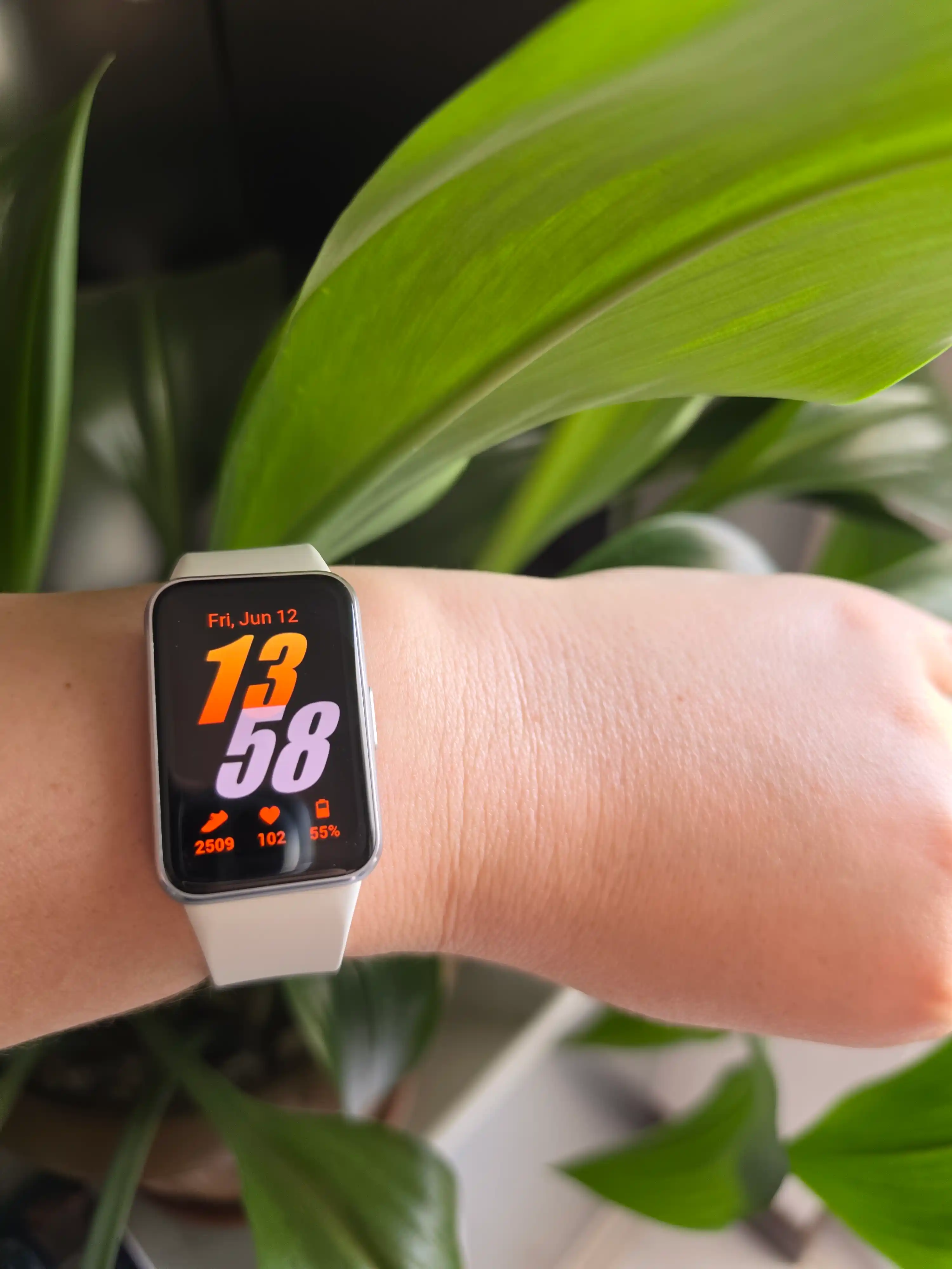 Фитнес-браслет, Smart Watch Samsung Galaxy Fit 3, AMOLED-дисплей 1,6"