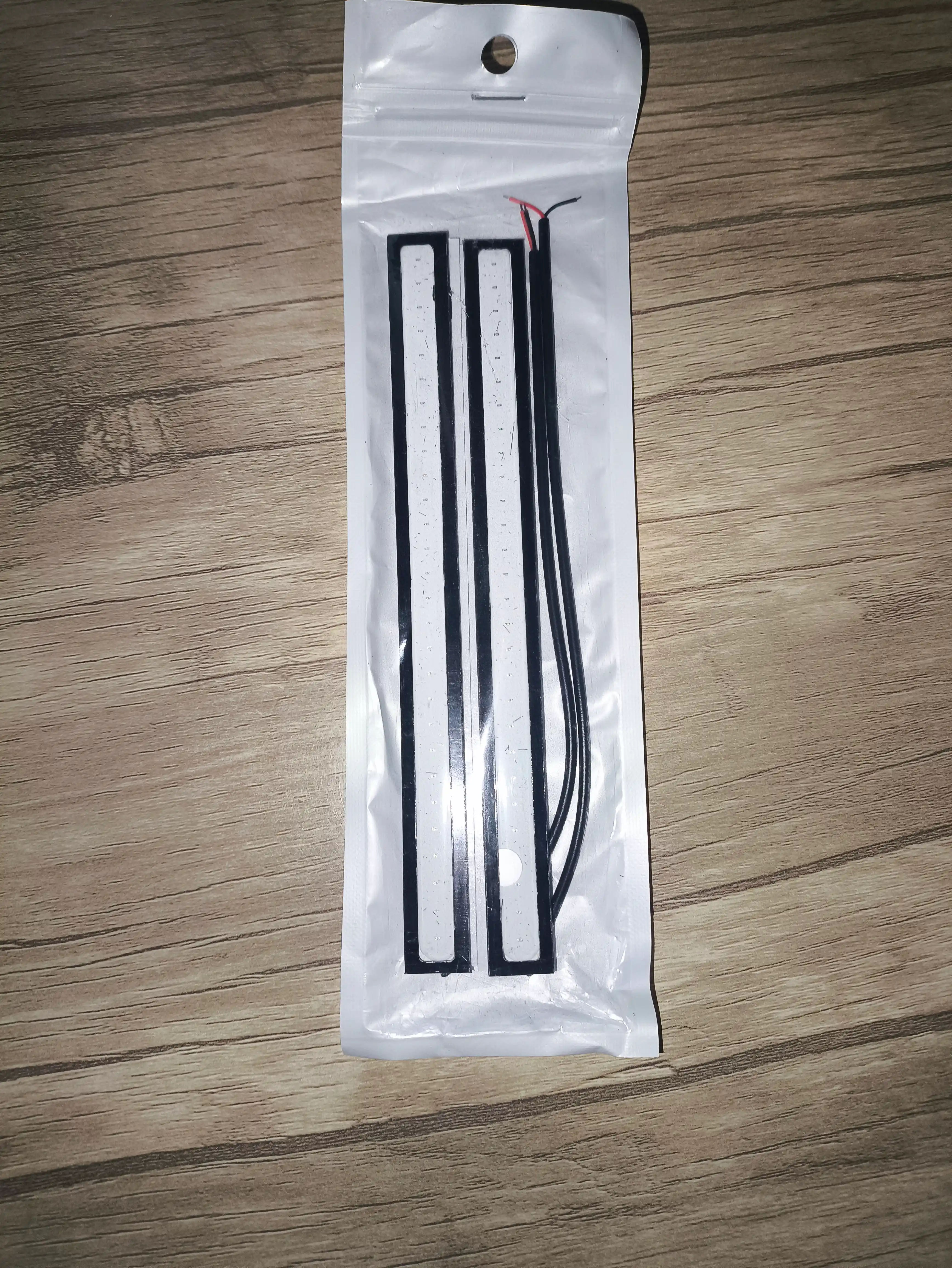 Avtomobil uchun LED stroboskop + ko‘k diodli lenta 2 dona