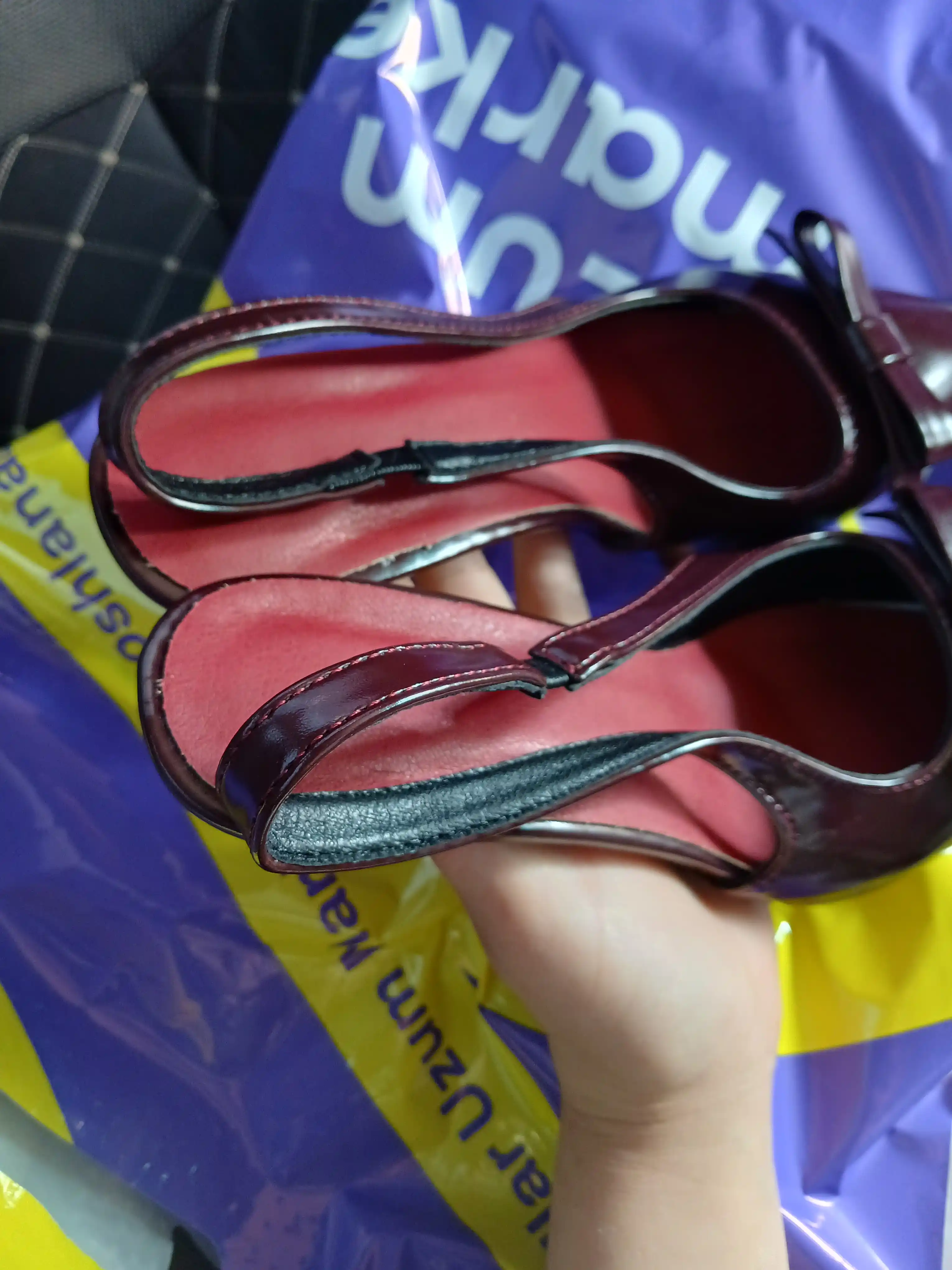 Tufli, sandal, basonoshka, ayollar uchun oyoq kiyim, ayollar sandallari, poshnali